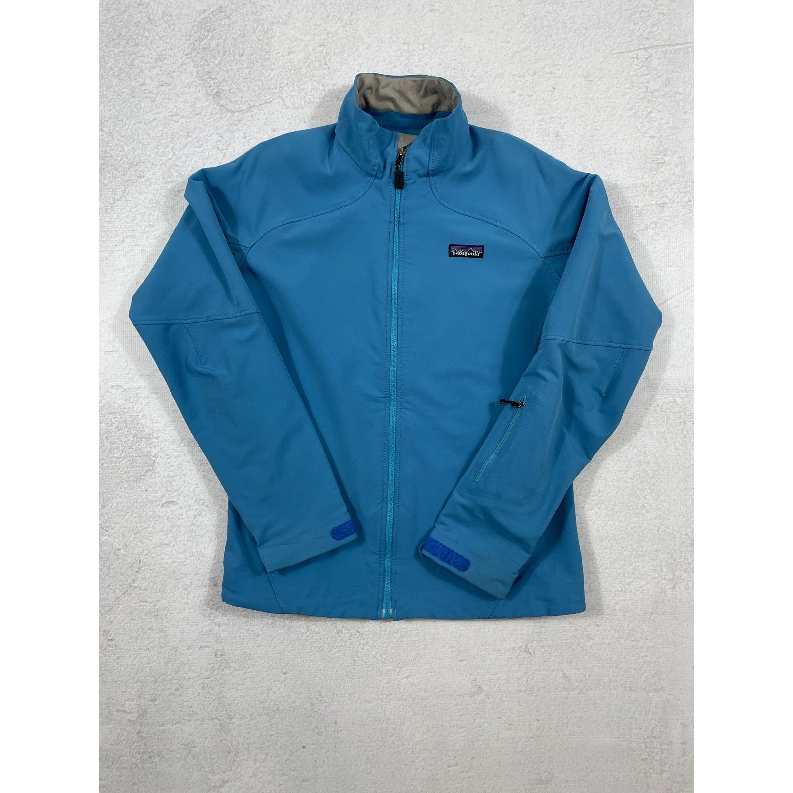 Patagonia Vintage Patagonia Blue Lightweight Jacket - Women's Large Size L / US 10 / IT 46 - 1 Thumbnail