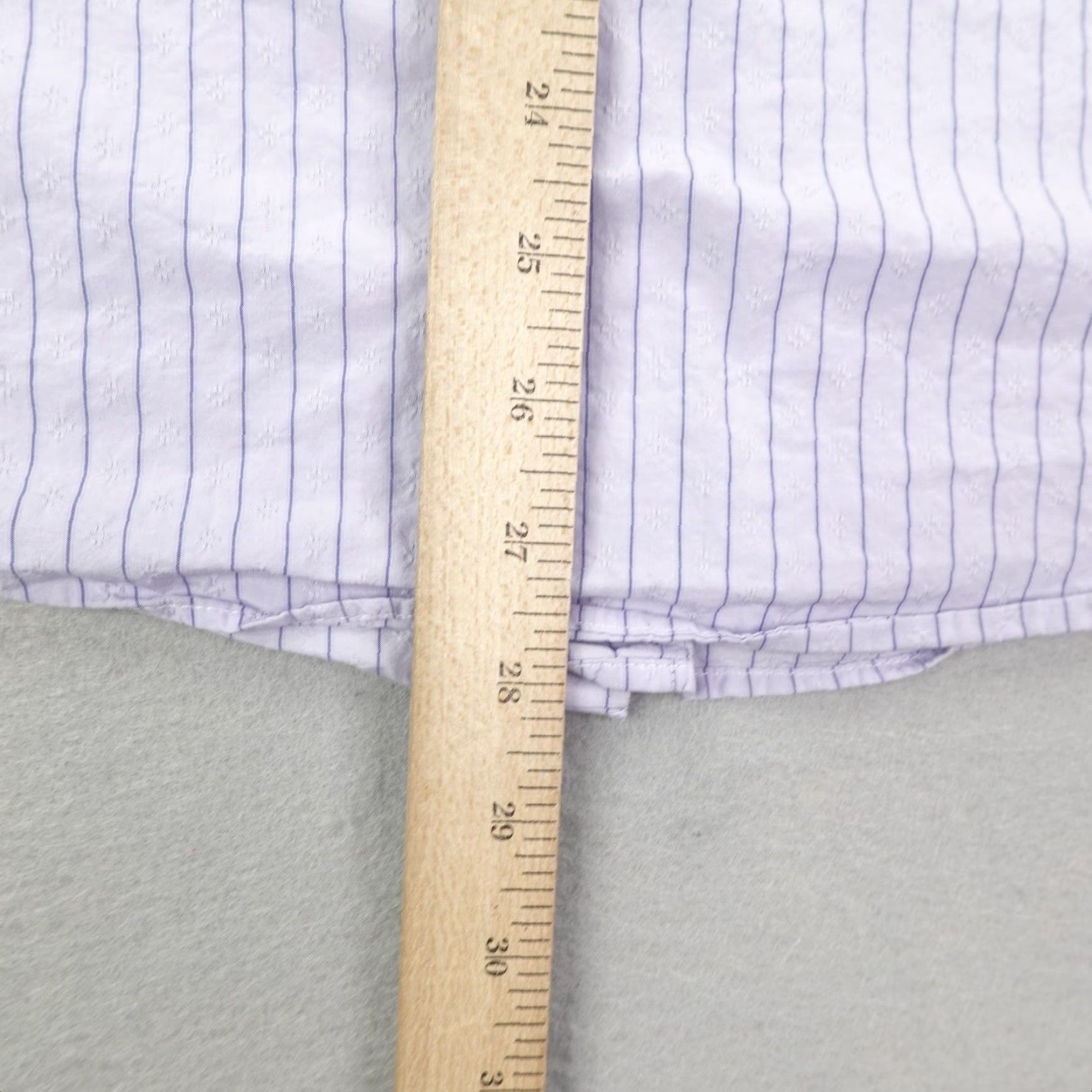 Brooks Brothers VINTAGE Brooks Brothers Shirt Mens Large Purple Stripes Cotton Reg Short Sleeve Classic Preppy Mens Size US L / EU 52-54 / 3 - 5 Thumbnail