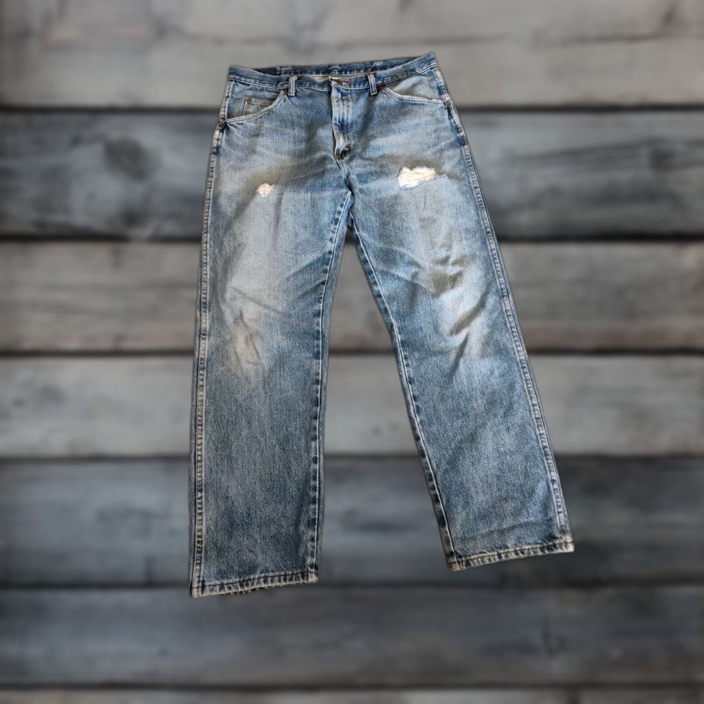 Wrangler VINTAGE Wrangler Men's Jeans 36x30 Straight Fit Faded Distressed Cotton Denim 90s Cowgirl Grunge USA Size US 36 / EU 52 - 1 Thumbnail
