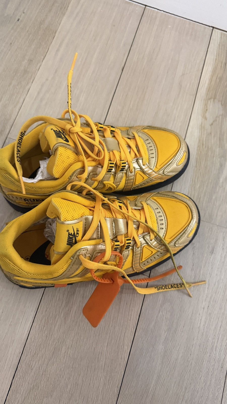 Nike × Off-White Off-White x Air Rubber Dunk 'University Gold' Size US 7.5 / IT 37.5 - 4 Thumbnail