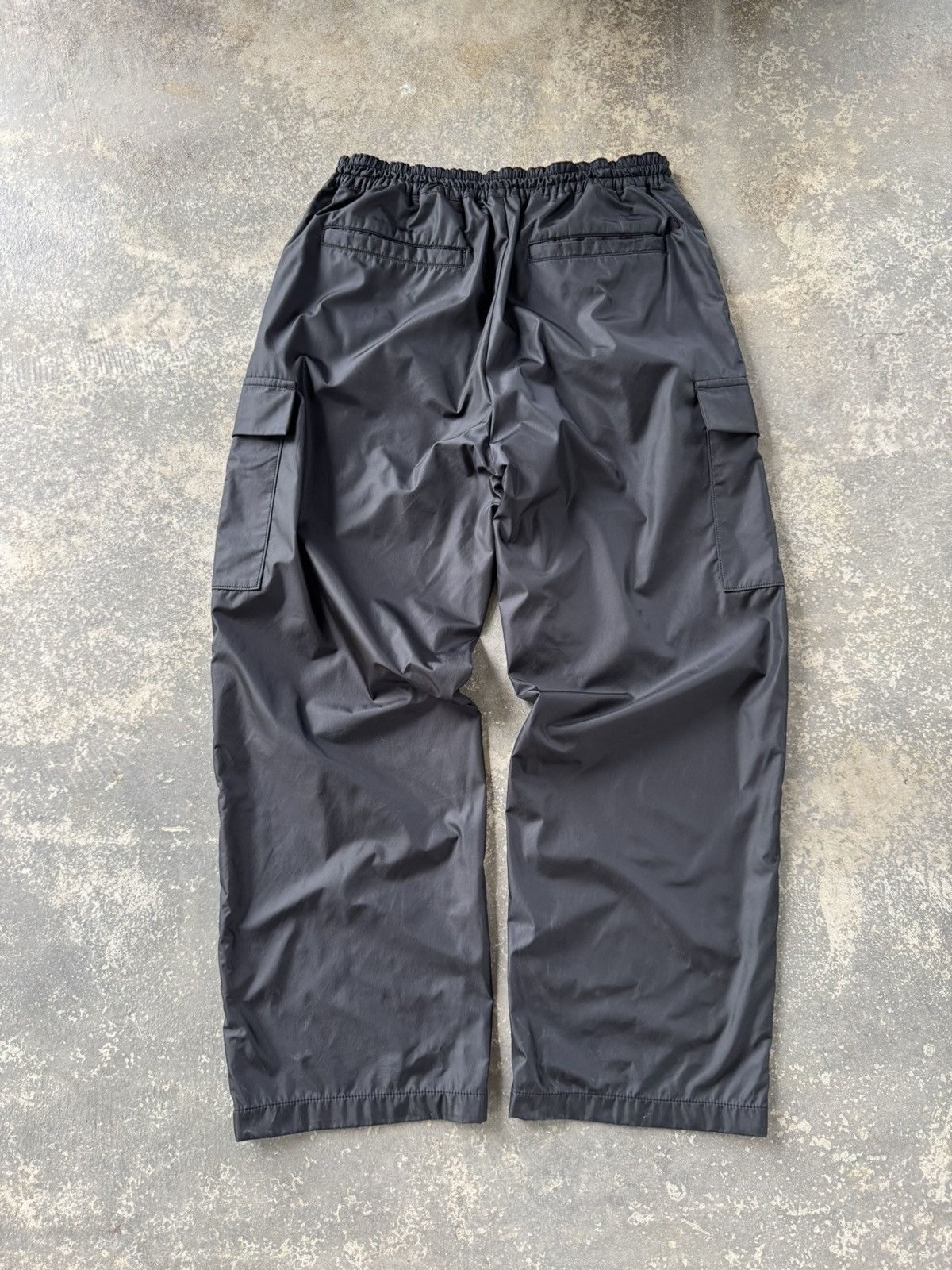 Japanese Brand × Yoshiyuki Konishi Yoshiyuki Konishi Nylon Cargo Pants Size US 33 - 3 Thumbnail