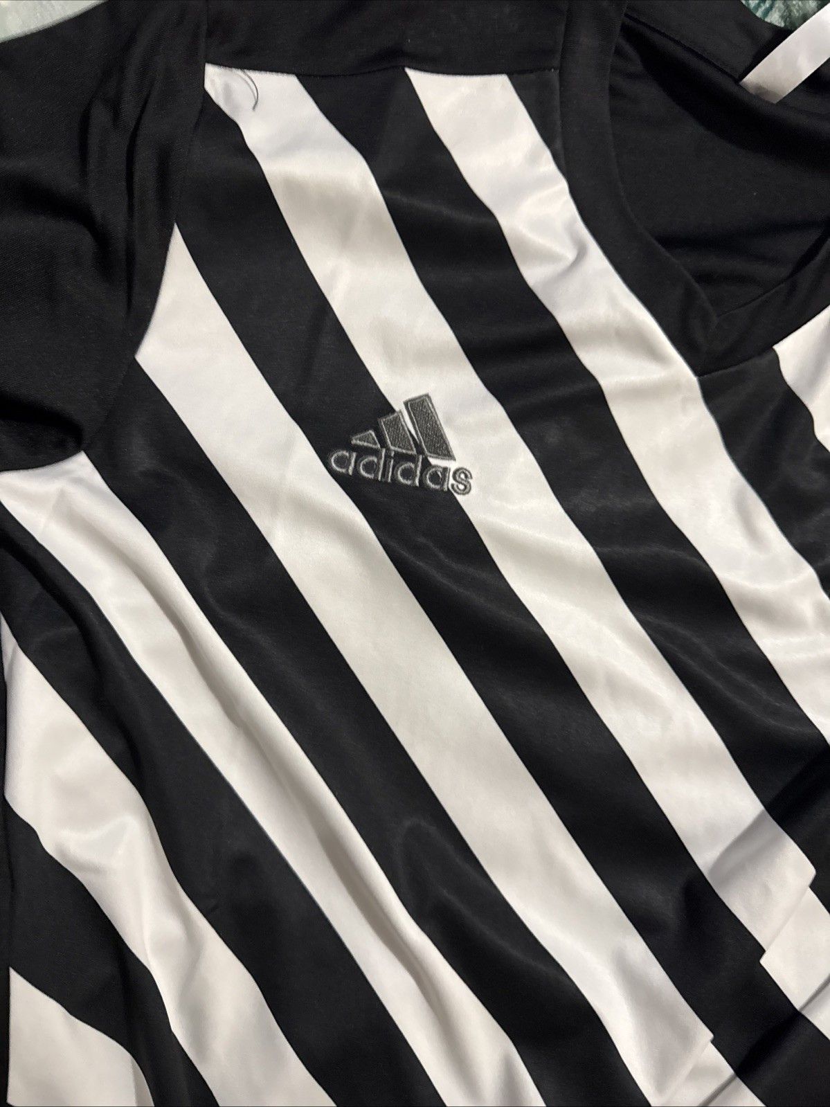 Adidas Adidas Entrada 22 Jersey Black & White Men’s Size Large Soc Size US L / EU 52-54 / 3 - 7 Thumbnail