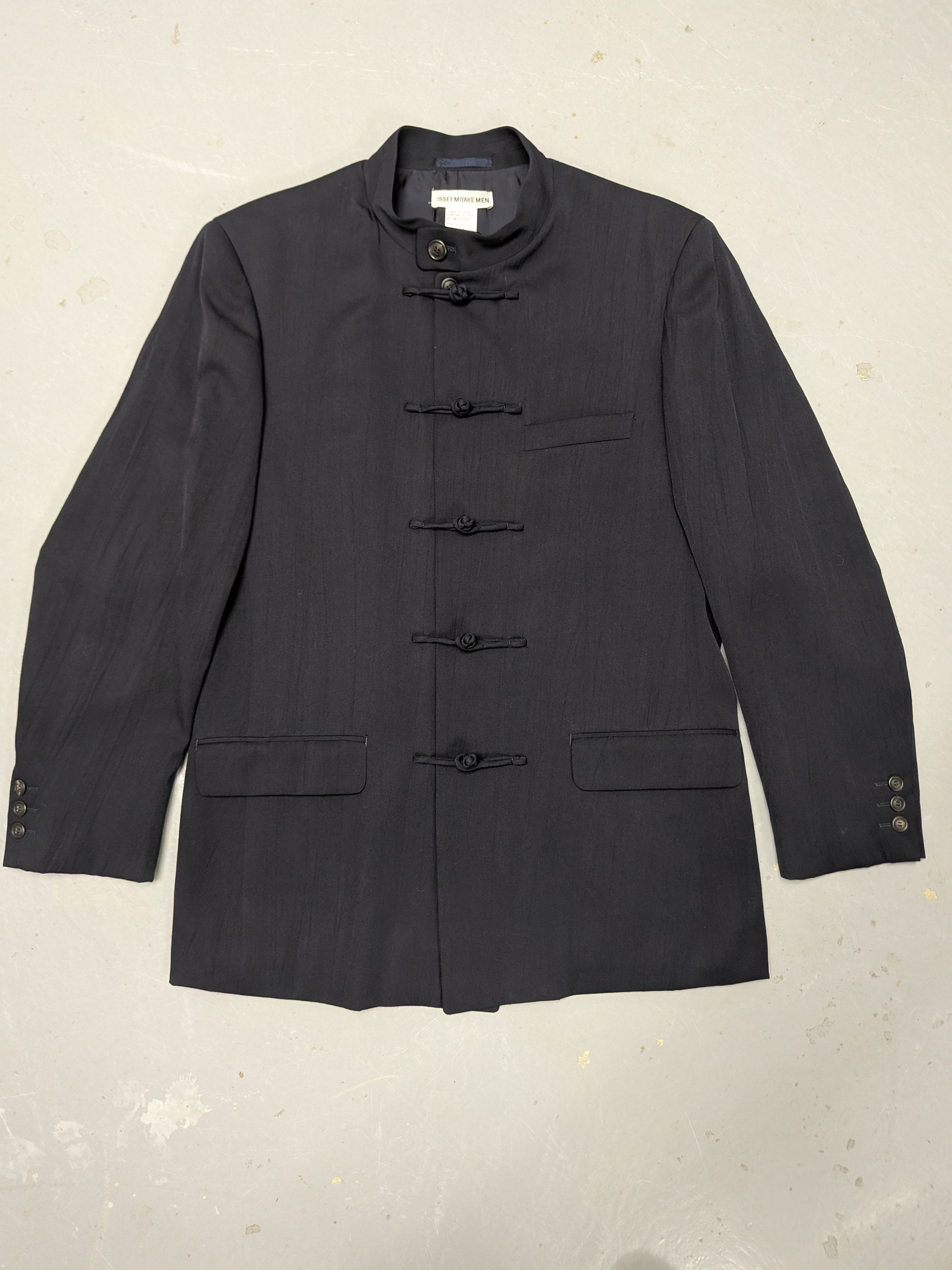 Issey Miyake 90s Navy Frog Clasp Jacket Size US L / EU 52-54 / 3 - 1 Thumbnail