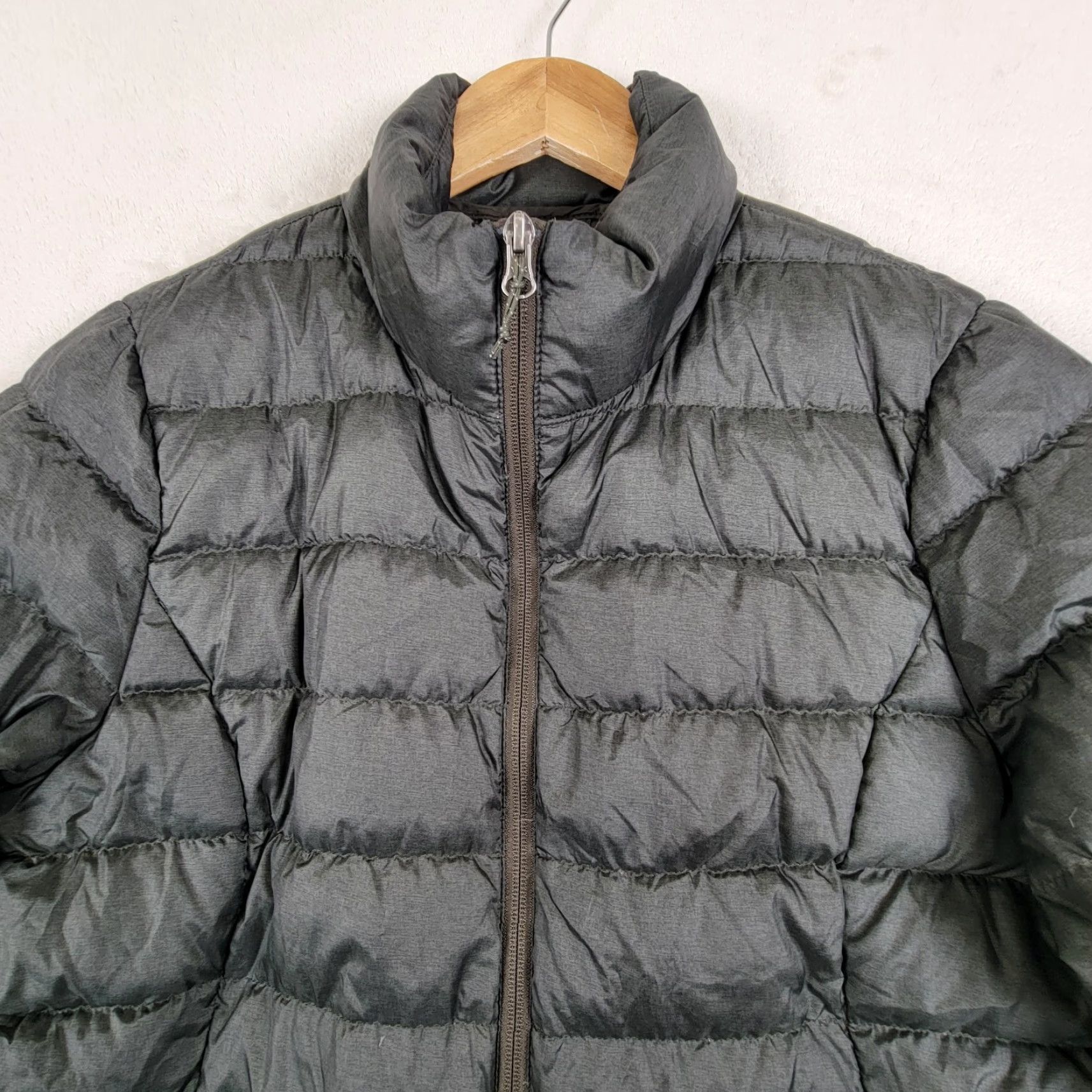 Eddie Bauer Eddie Bauer Women's Size Large Puffer Jacket Gray Full Zip Down Filled Size L / US 10 / IT 46 - 3 Thumbnail