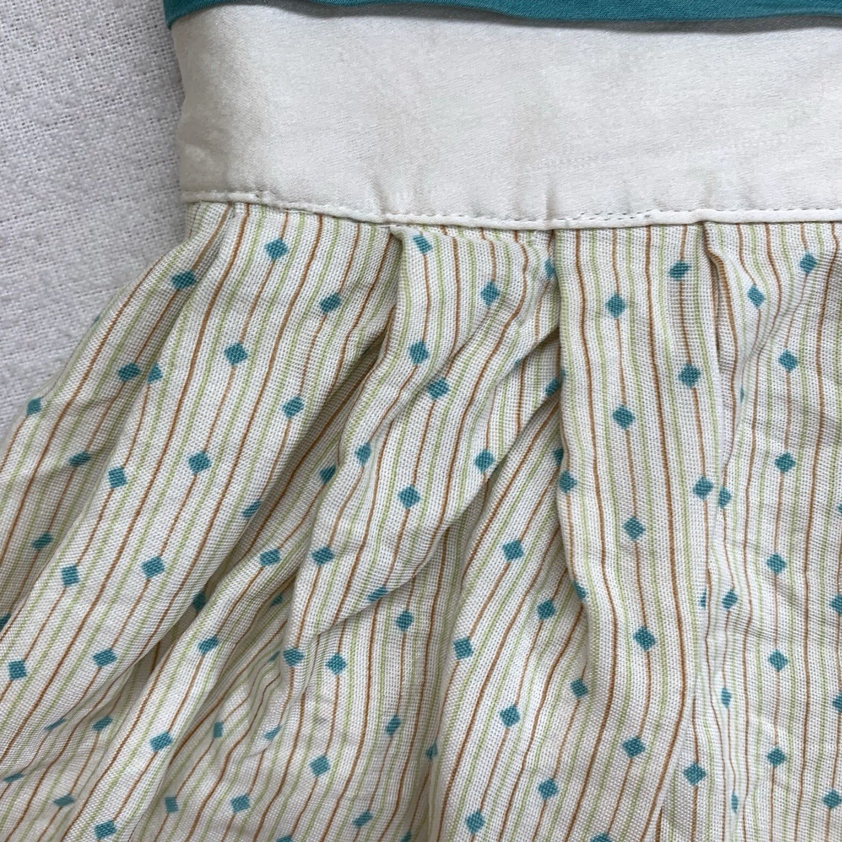 Vintage VINTAGE Munsingwear Women’s Mini Skirt Size 4 All Over Geometric Pattern Silk Wool Knit Casual Bohemian Beach Travel Size 27" / US 4 / IT 40 - 7 Thumbnail