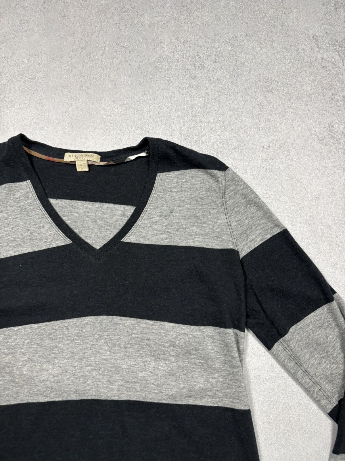 Burberry Burberry Brit Striped V Neck Wool Long Sleeve Top Vintage S Size S / US 4 / IT 40 - 3 Thumbnail