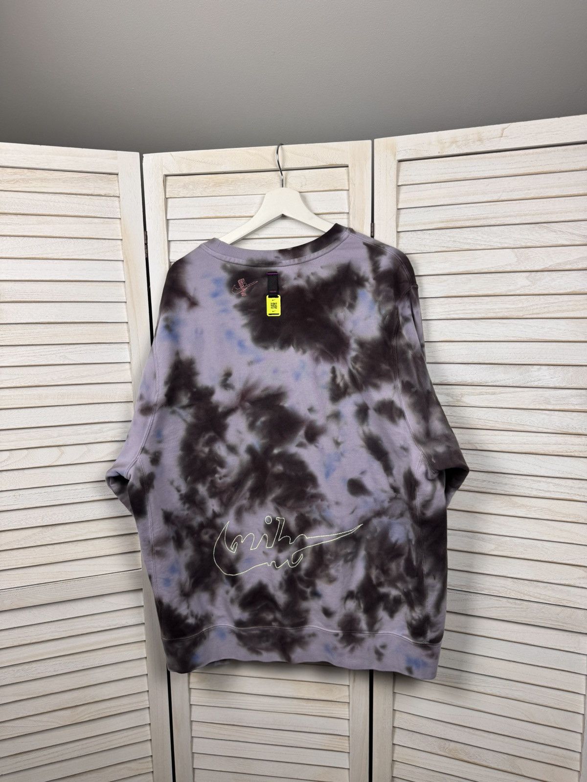 Nike Nike XL Tie Dye Graphic Print Neck Sweatshirt Multicolor Size US XL / EU 56 / 4 - 8 Thumbnail