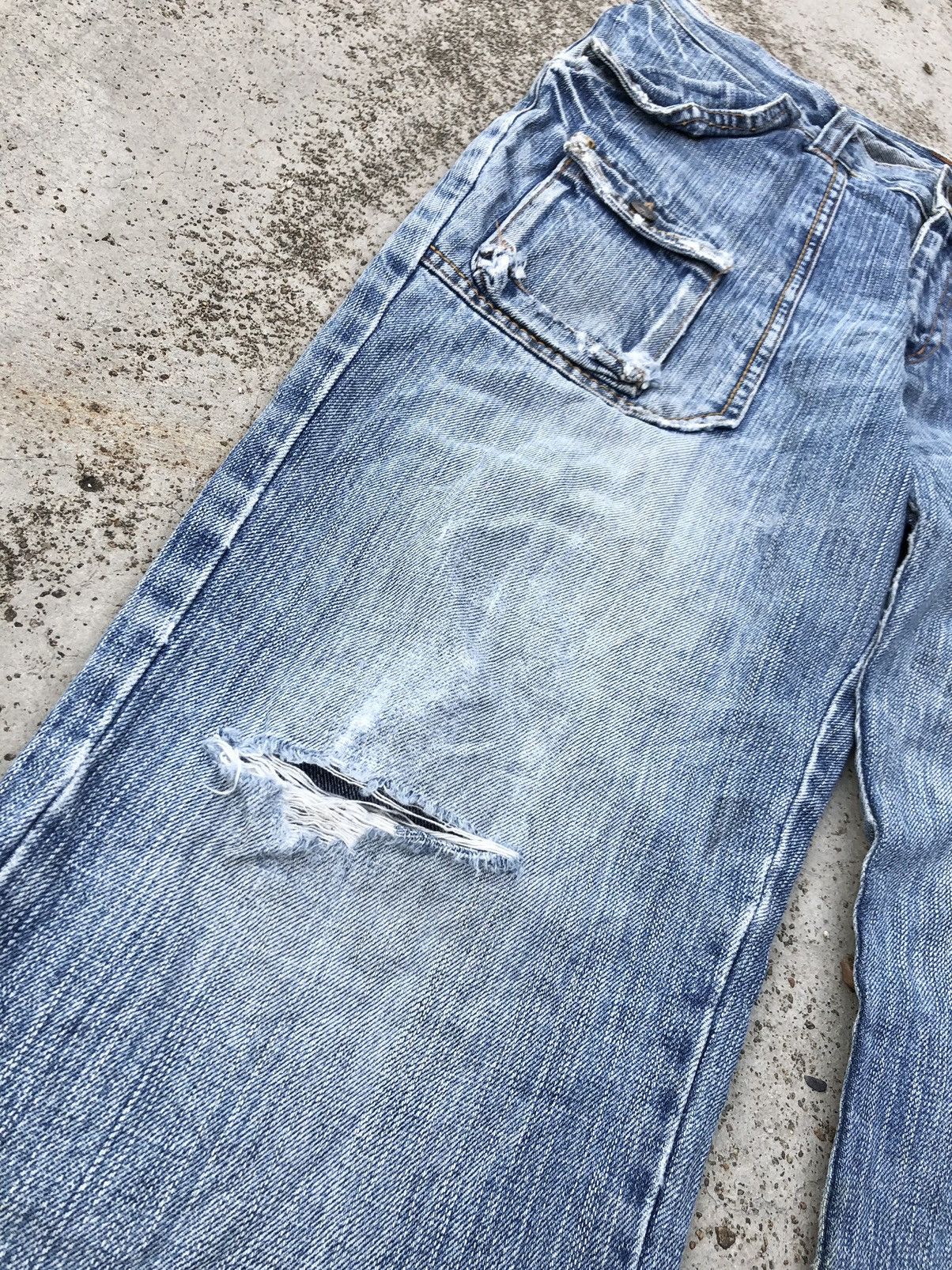 Global Work DISTRESSED BUSHPANT DENIM BY GLOBAL WORK Size US 31 - 2 Thumbnail