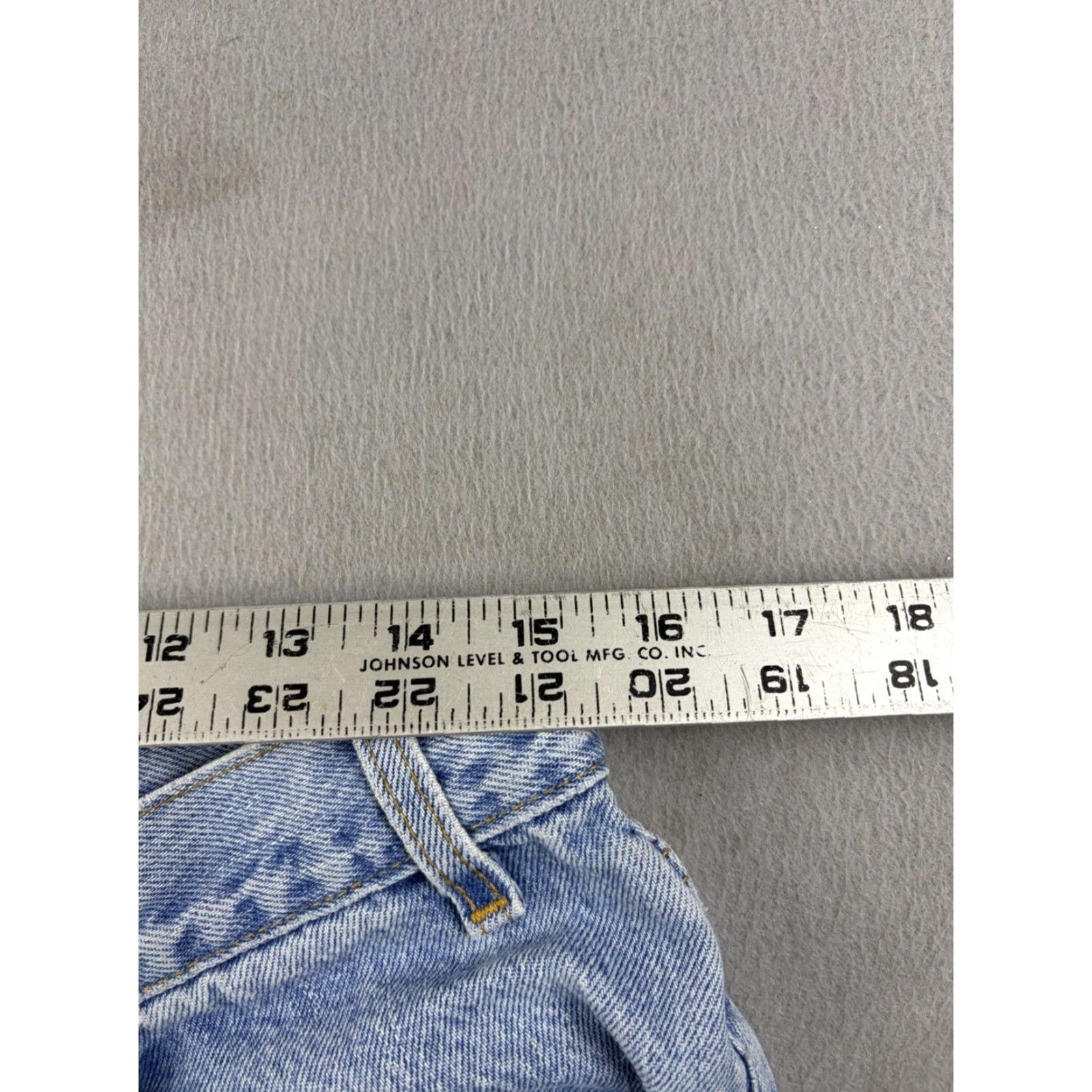 Levi's VINTAGE Levi’s 550 Jeans Men 36x30 Blue Denim Relaxed Straight 90s Mens Size US 36 / EU 52 - 7 Thumbnail