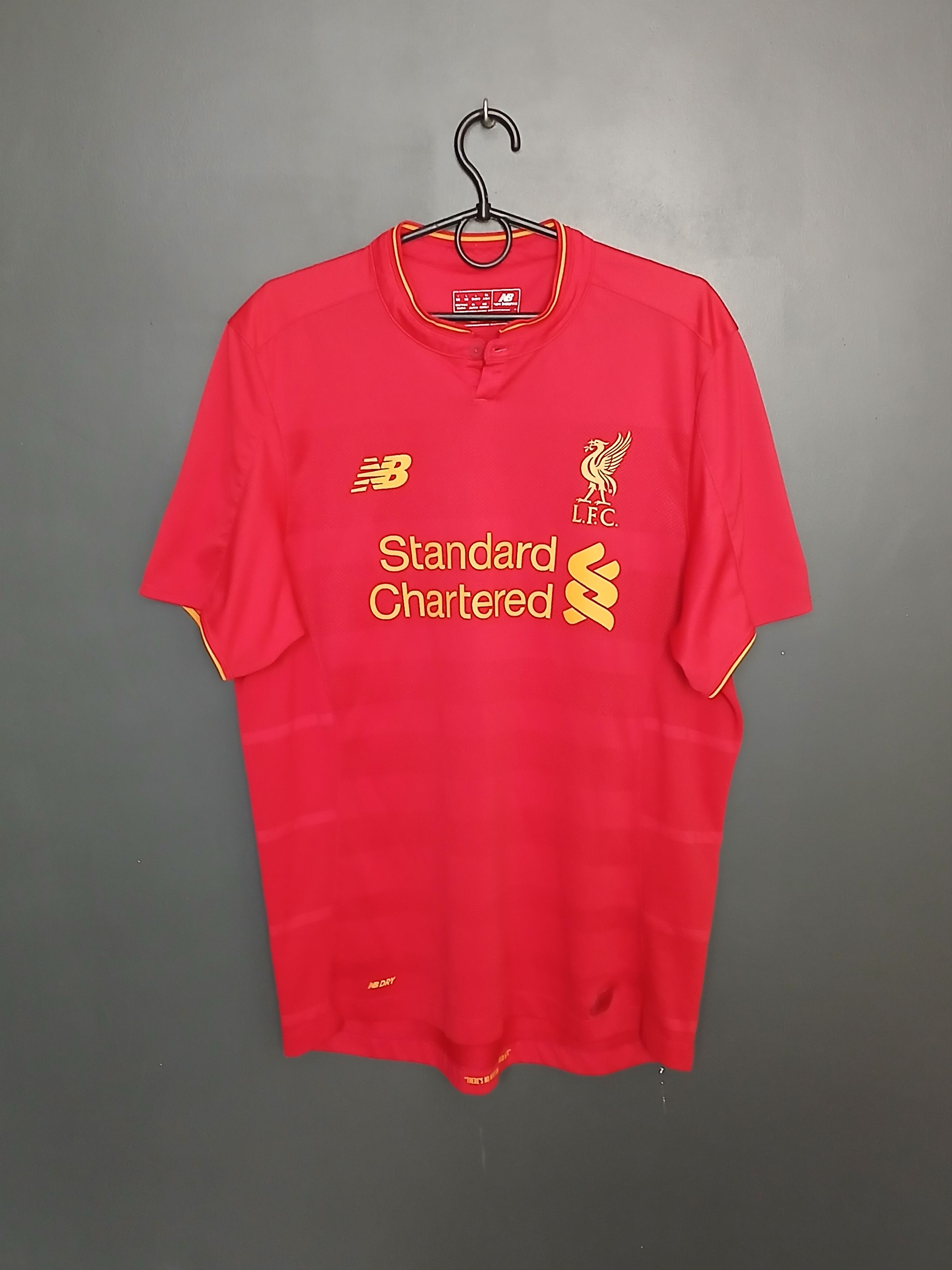 Other Liverpool 16/17 Home Football Jersey T-Shirt Size US L / EU 52-54 / 3 - 1 Thumbnail