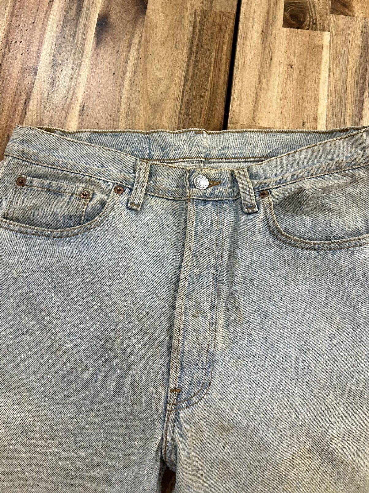 Vintage Vintage 90’s Trashed Levis 501 Non Selvedge Button 501 Denim Size US 32 / EU 48 - 7 Thumbnail