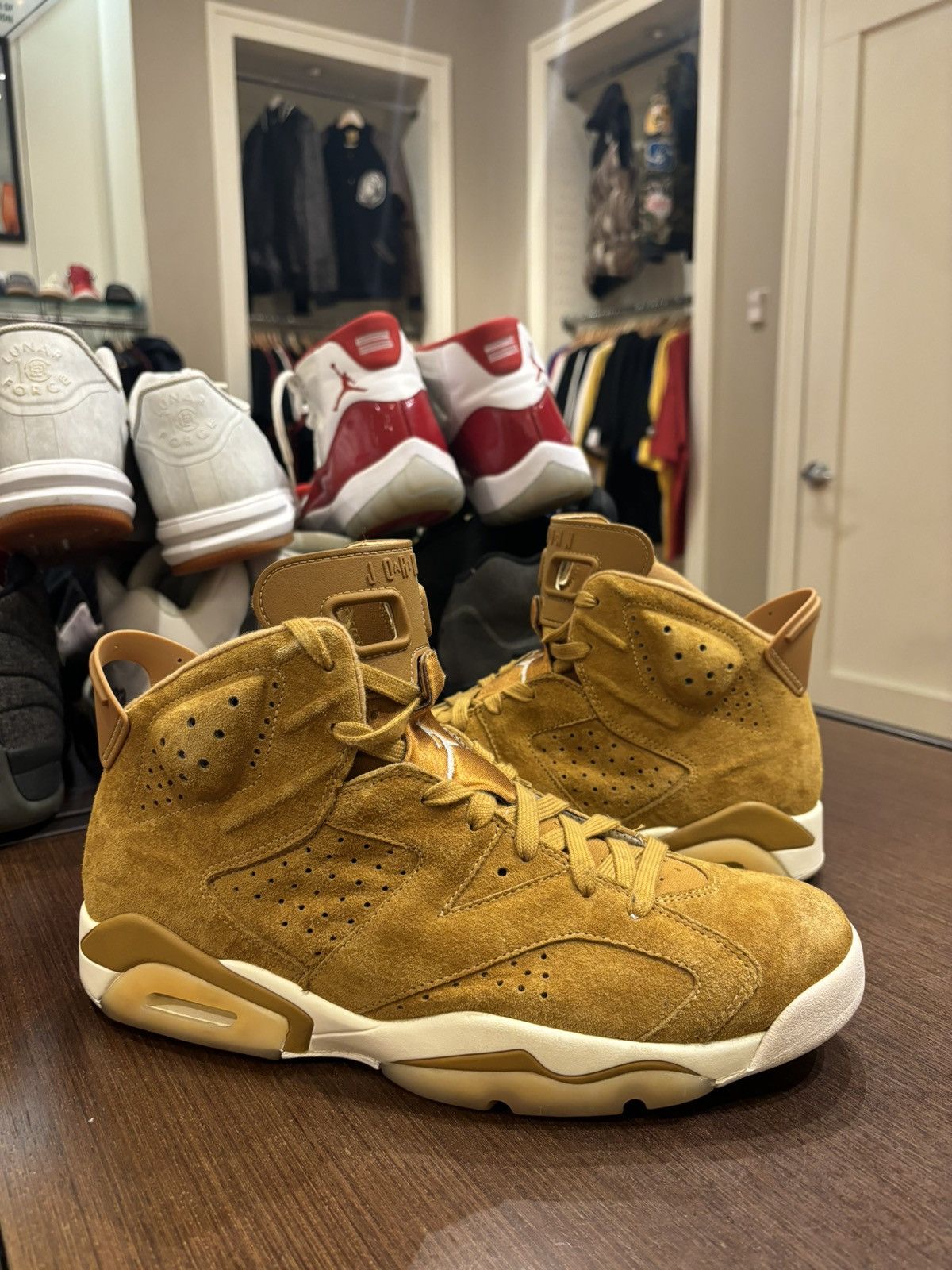 Jordan Retro Wheat