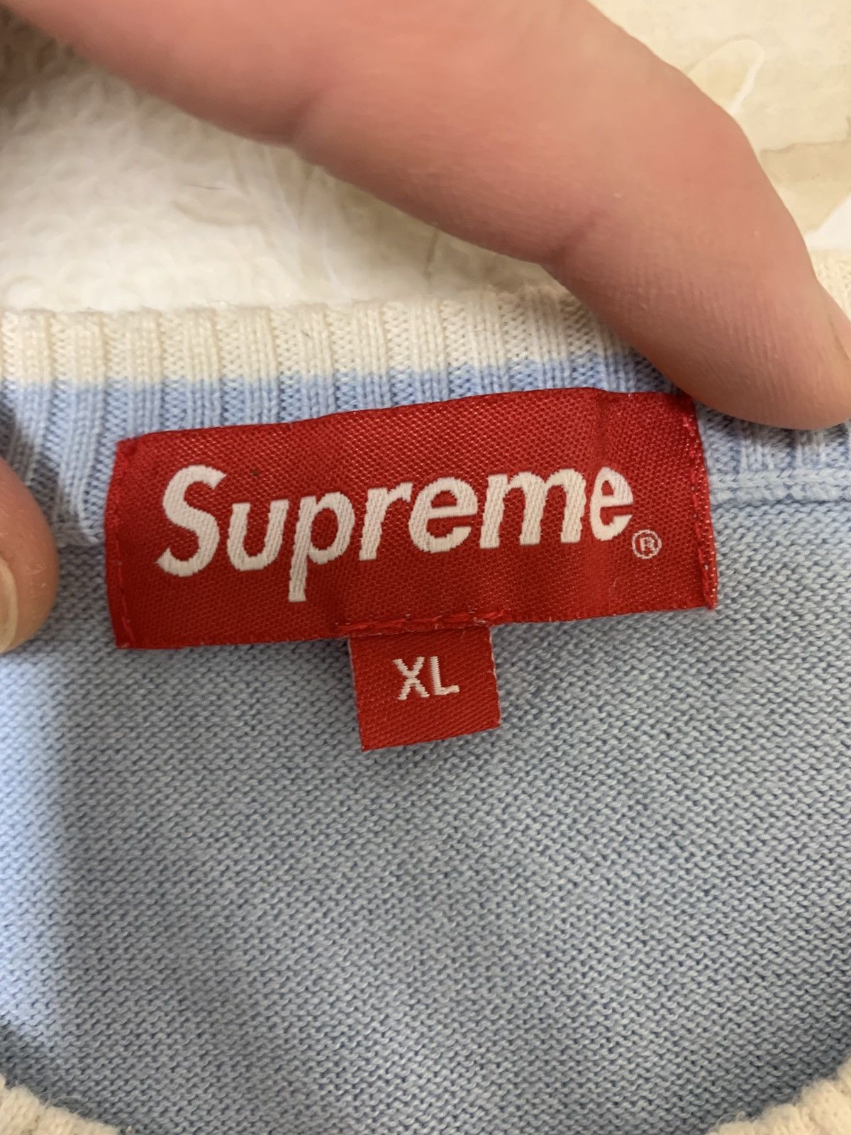 Supreme Supreme Crewneck Sweater powder blue Size US XL / EU 56 / 4 - 3 Thumbnail