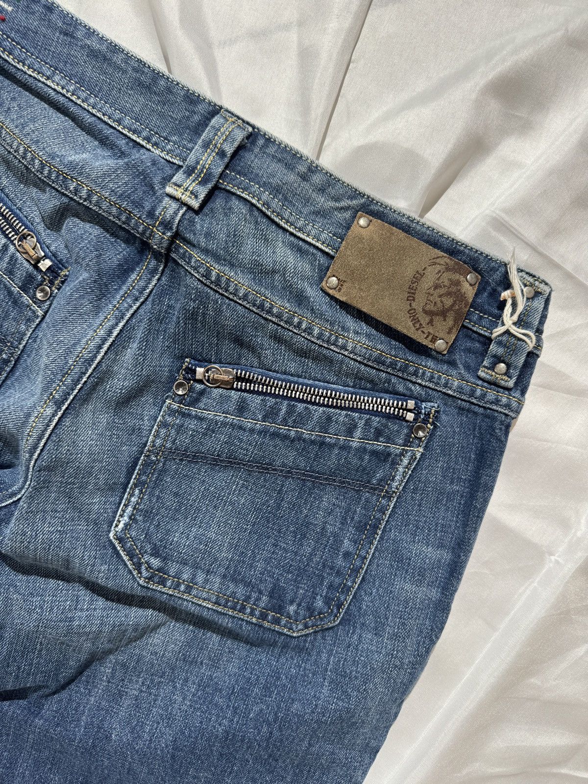 Diesel Diesel Vintage Low Rise Y2K Washed Bootcut Jeans Size 29" - 9 Thumbnail