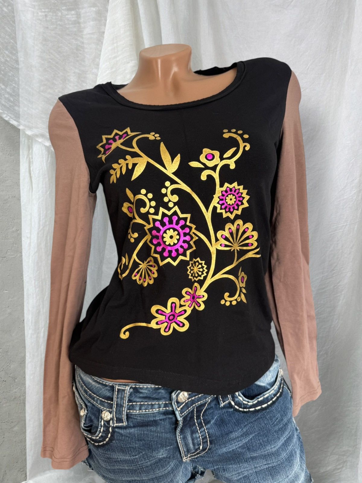Japanese Brand 2000’s Aesthetic Vintage Y2K Floral Long Sleeve Top Size M / US 6-8 / IT 42-44 - 1 Thumbnail