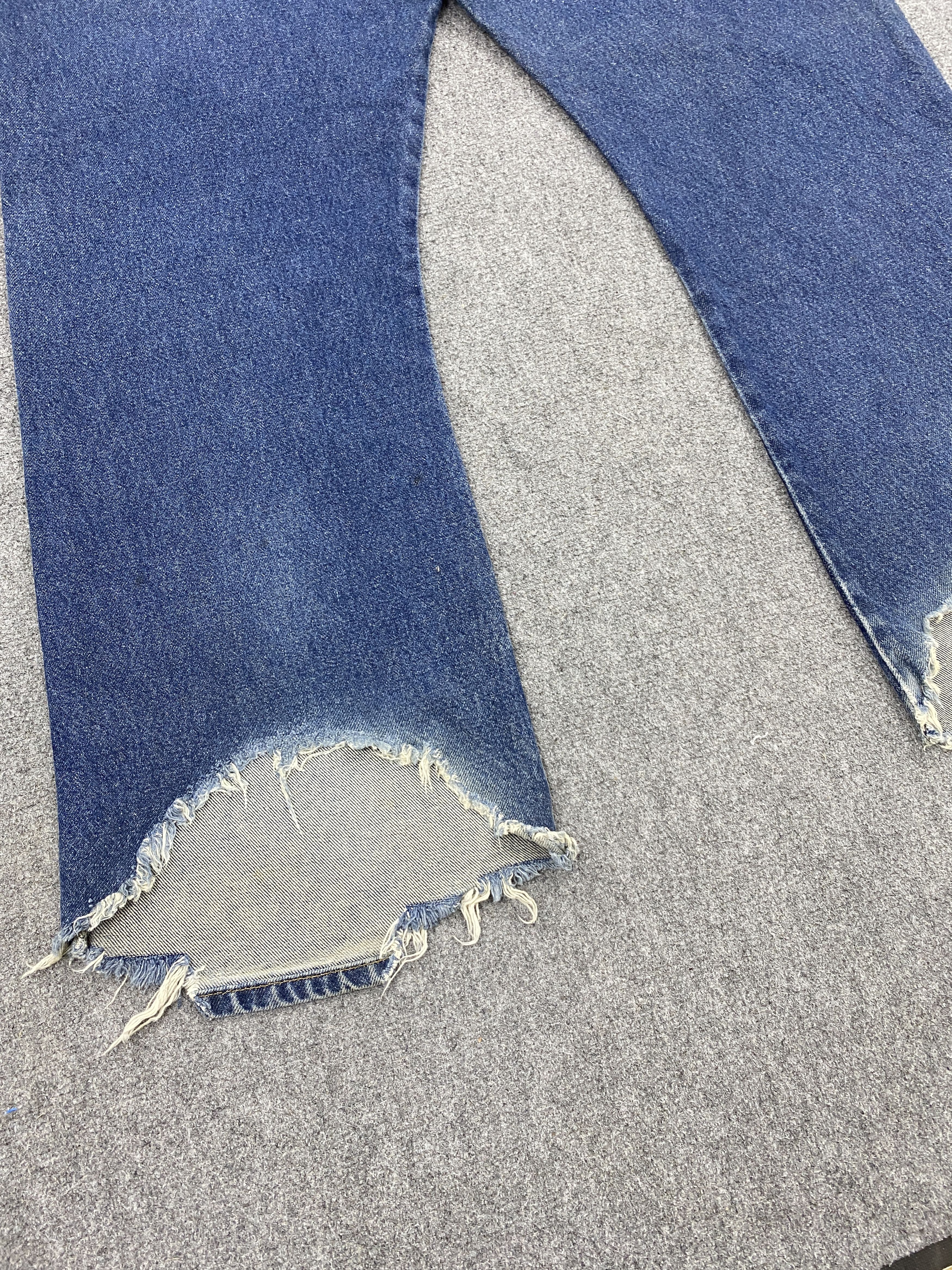 Levi's Distressed Vintage Levis 517 Flared Bootcut Denim DP2607 Size US 42 / EU 58 - 16 Thumbnail