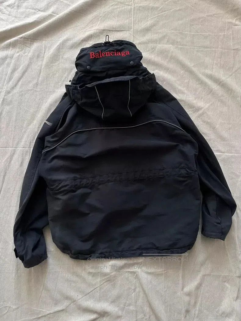 Balenciaga BALENCIAGA FW17 C Shape Parka Black. Size US L / EU 52-54 / 3 - 2 Thumbnail