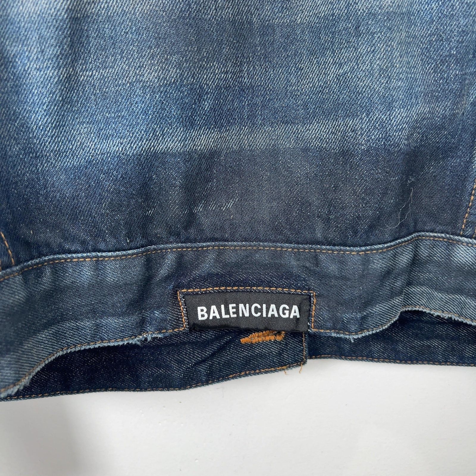 Balenciaga Balenciaga 'Dirty Swing' Denim Jacket Size US S / EU 44-46 / 1 - 7 Thumbnail