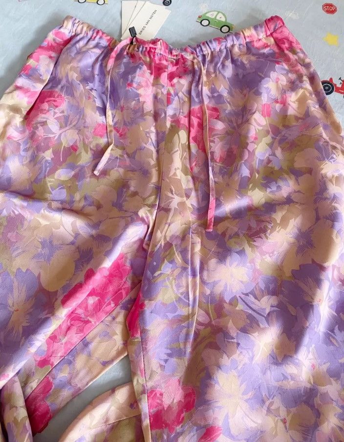 Dries Van Noten Dries van noten Silk straight leg pants 2412-Nextarrow Size US 36 / EU 52 - 2 Thumbnail