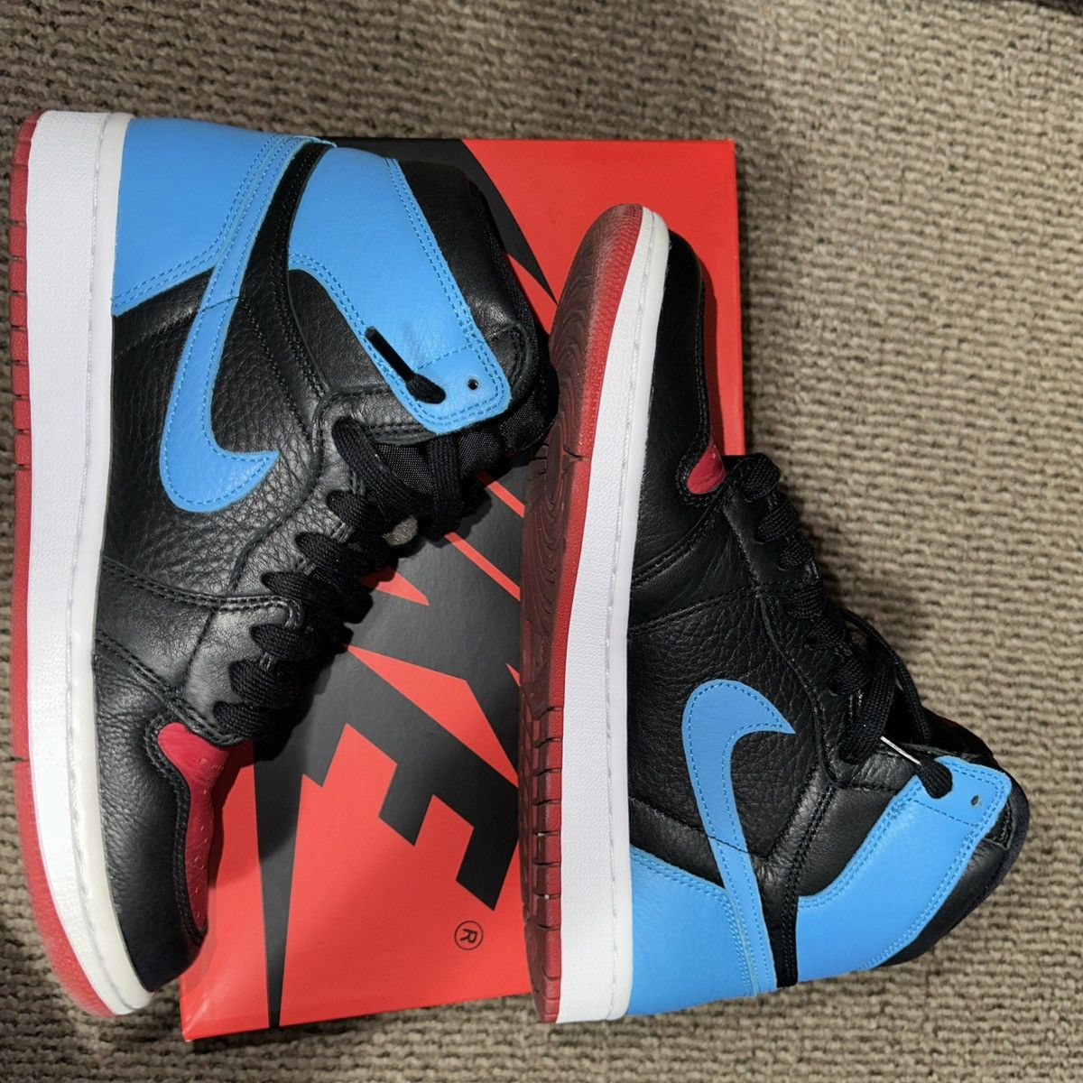 Jordan Brand × Nike Jordan 1 Retro High NC To Chi (Women’s) Size US 8.5 / IT 38.5 - 1 Thumbnail