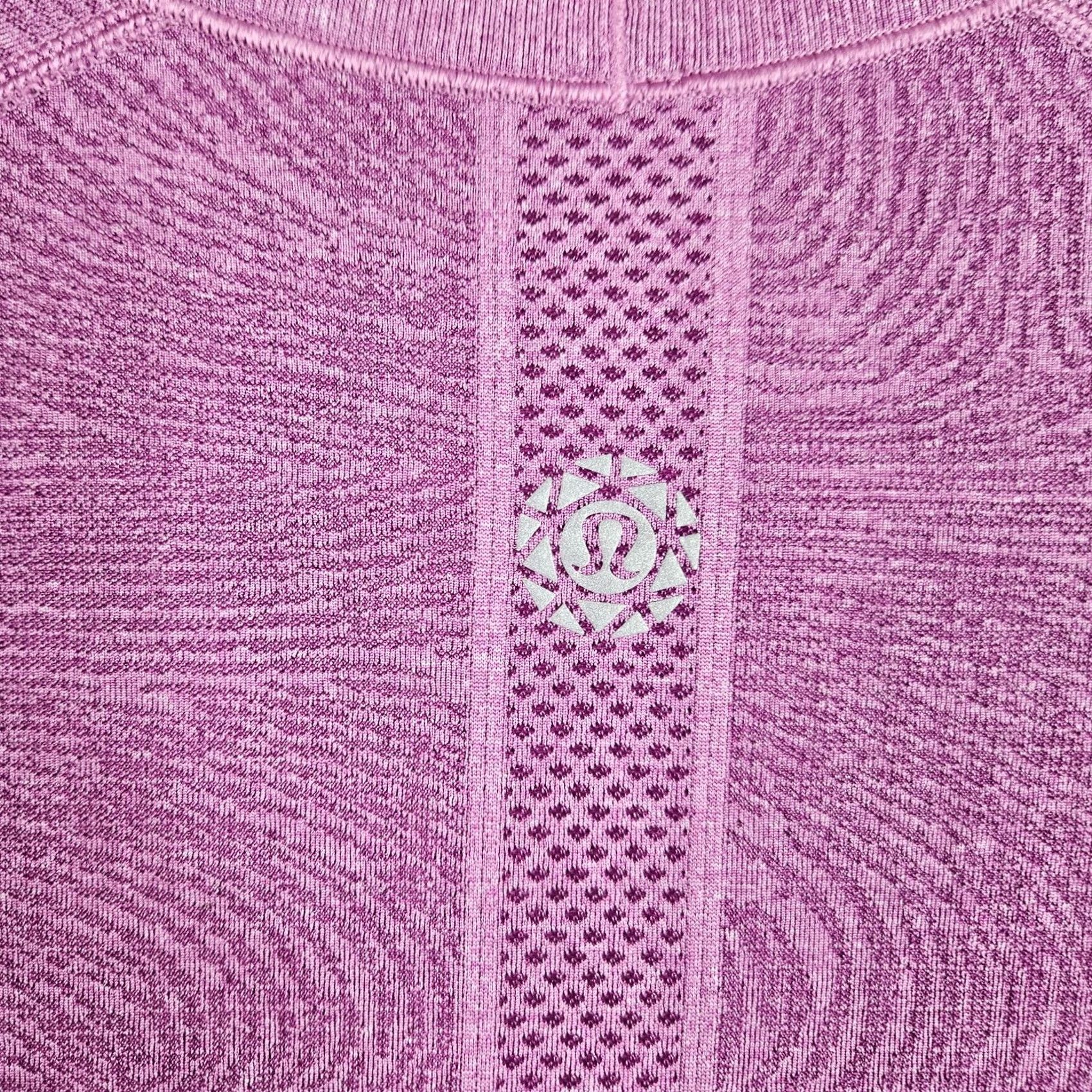 Lululemon Lululemon Womens6 Purple Swiftly Tech Seamless Athletic Top Thumbholes Regular Fit Short Sleeve Casual Sleeve Activewear Top Womens Girls Size M / US 6-8 / IT 42-44 - 5 Thumbnail