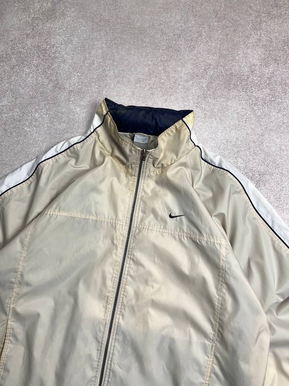 Nike Vintage Nike Swoosh Waterproof Boxy Olympic Jacket Y2K L Size US L / EU 52-54 / 3 - 5 Thumbnail