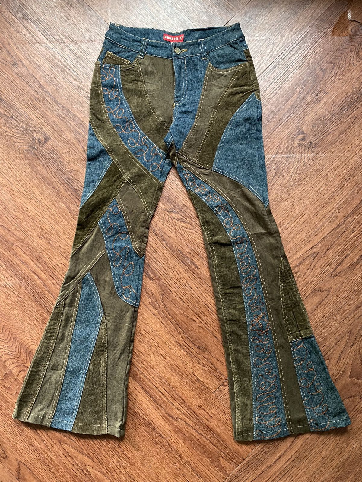 If Six Was Nine Donna Bella Flare Pants Size 27" / US 4 / IT 40 - 1 Thumbnail