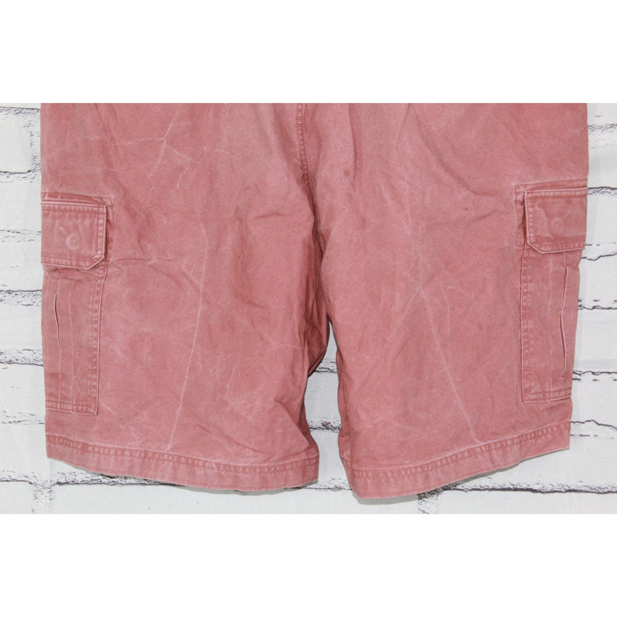 L.L. Bean LL Bean Men's Tropic Weight Cargo Shorts Comfort Waist Size US 40 / EU 56 - 4 Thumbnail