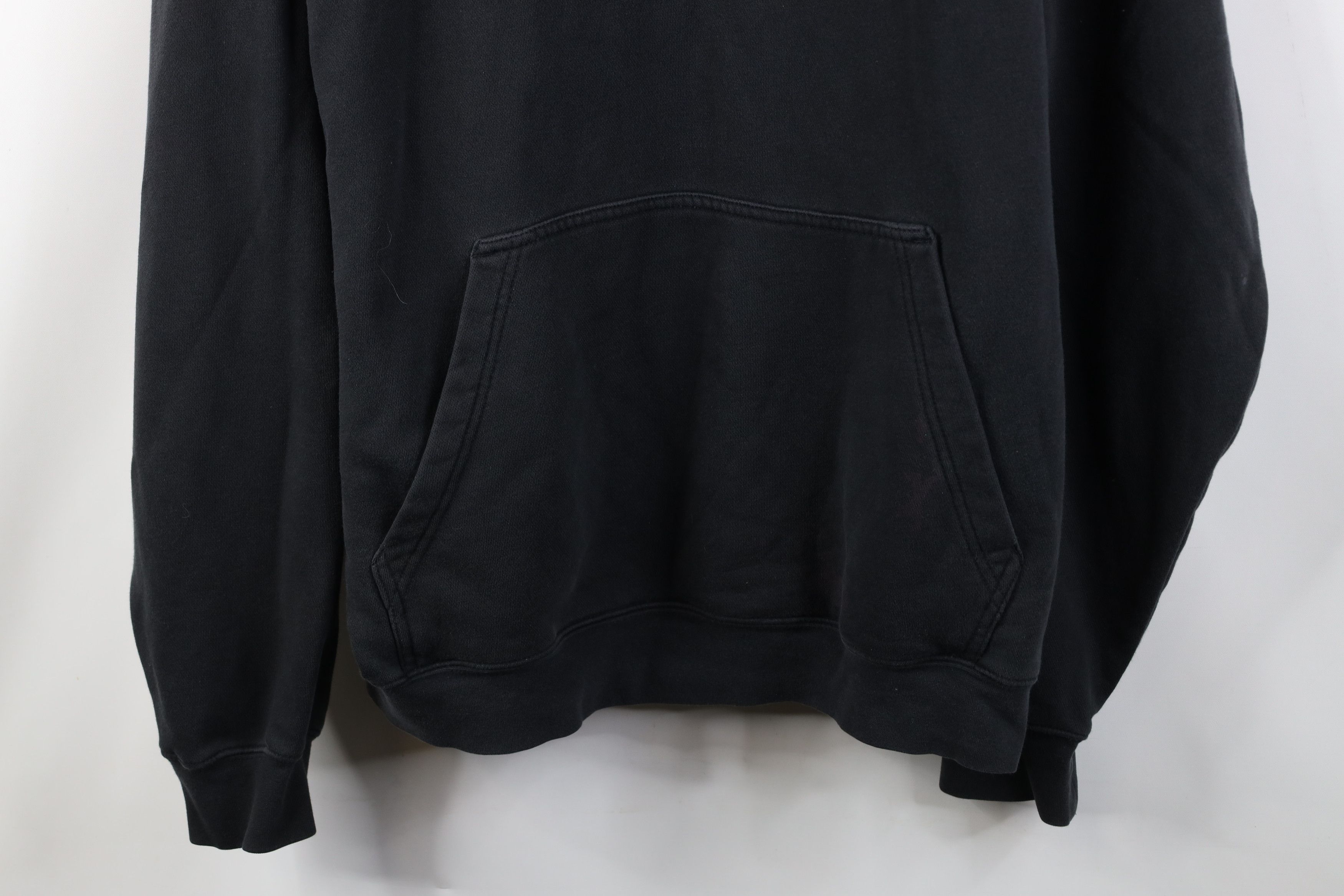 Adidas Vintage Y2K Adidas Stewart Haas Racing Hoodie Sweatshirt Size US XL / EU 56 / 4 - 3 Thumbnail
