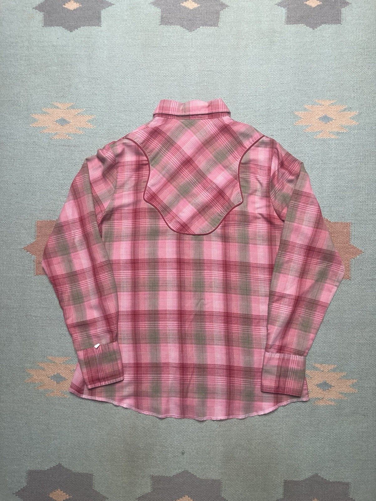 Vintage Vtg 70s Pearl snap shirt wrangler western plaid women’s 36 Size M / US 6-8 / IT 42-44 - 6 Thumbnail