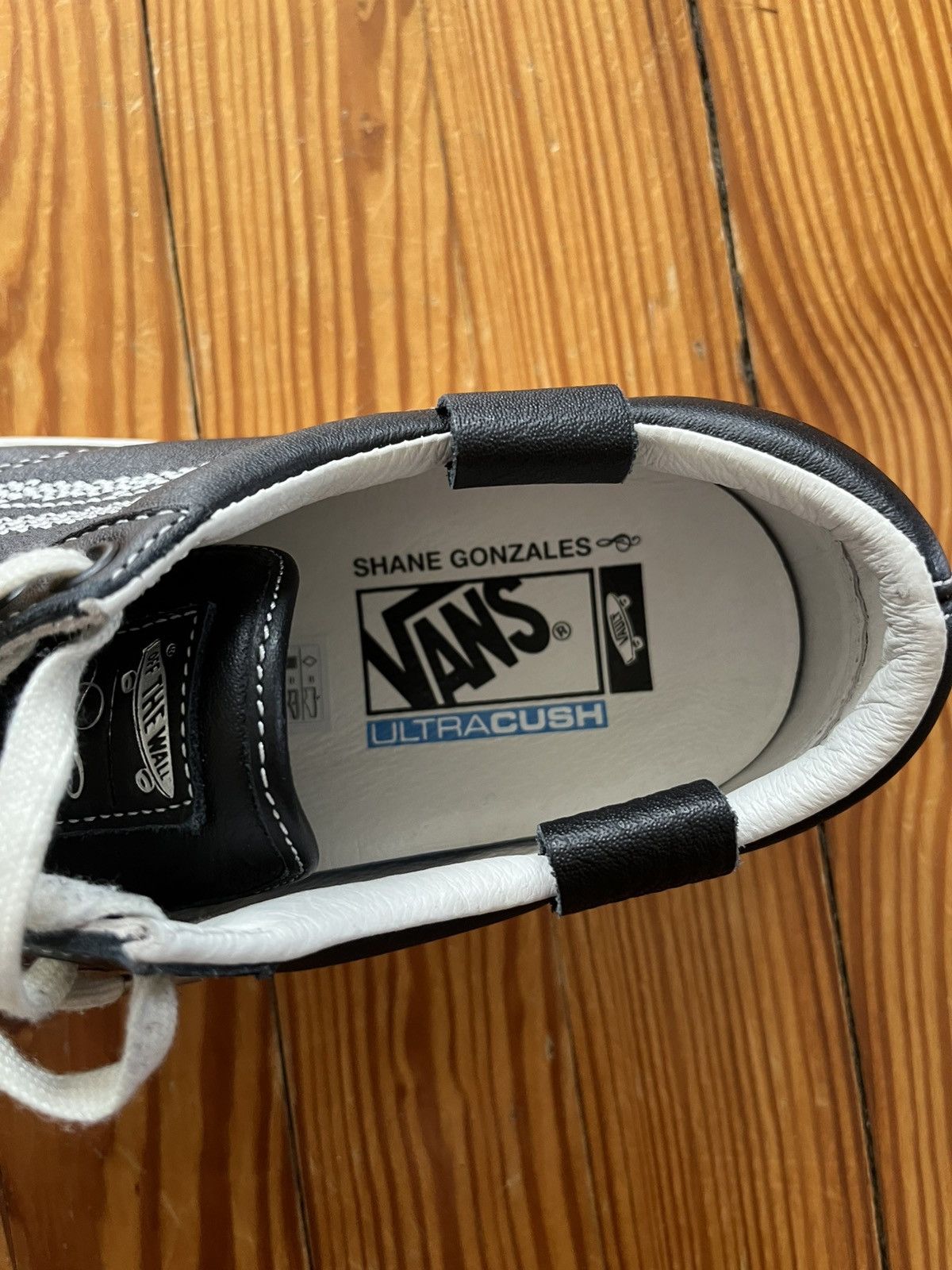 Vans Vans Shane Gonzales Vault Old Skool Leather Black Hard Alice Size US 9.5 / EU 42-43 - 6 Thumbnail