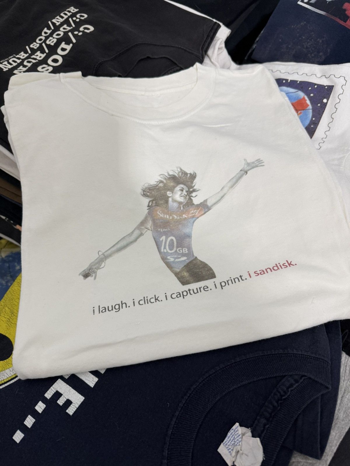 Apple × Microsoft × Vintage Vintage SanDisk Graphic Tee Size US XL / EU 56 / 4 - 1 Thumbnail