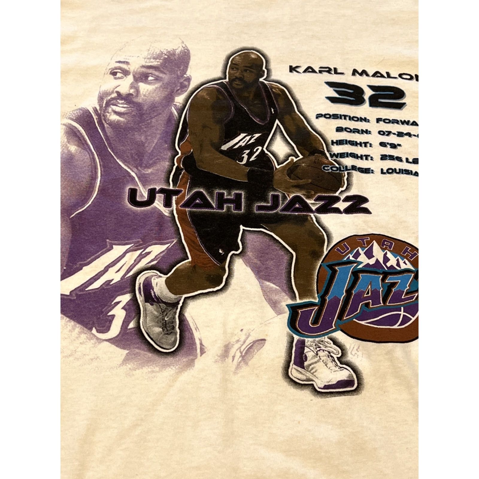NBA VINTAGE Utah Jazz T Shirt Men XL Karl Malone Double Sided Bright Graphic Print NBA Shirt Men XL White 1990s Graphic Tee Mens NBA Sportswear/Beach Size US XL / EU 56 / 4 - 2 Thumbnail
