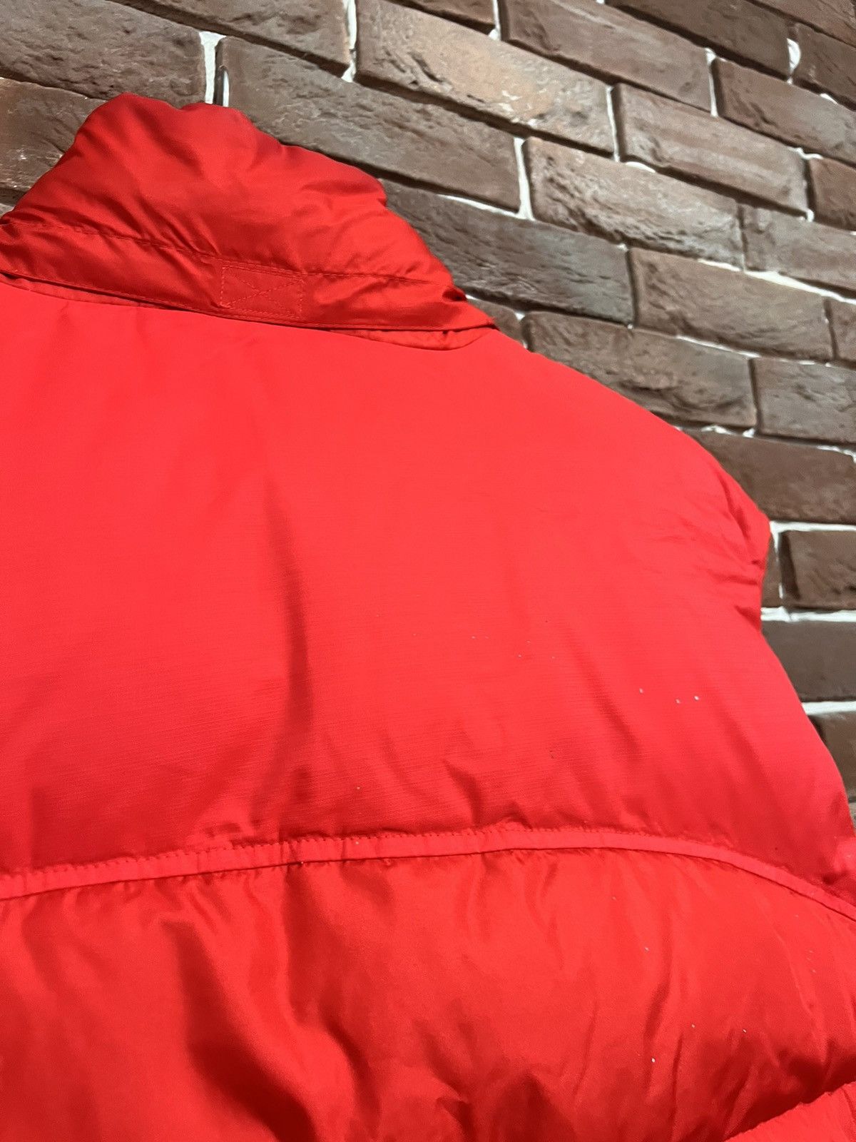Nike Vintage 00s Nike Swoosh Red Down Puffer Hooded Vest Size XXL Size US XXL / EU 58 / 5 - 8 Thumbnail