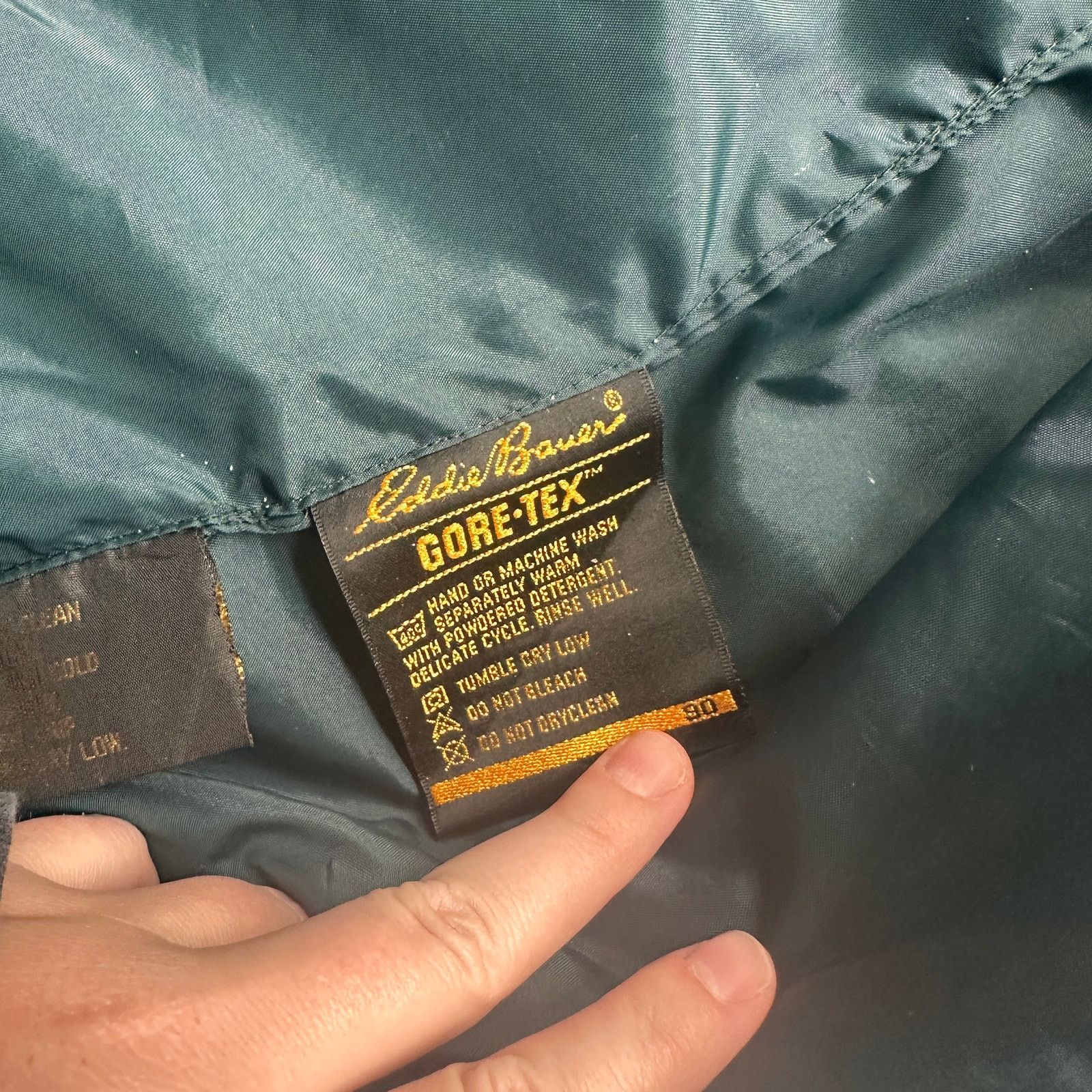 Eddie Bauer Vintage Eddie Bauer Gore-Tex Windbreaker Hooded Jacket XL Size US XL / EU 56 / 4 - 13 Thumbnail