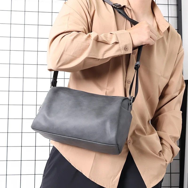 Japanese Brand Casual Shoulder Messenger Size ONE SIZE - 1 Thumbnail