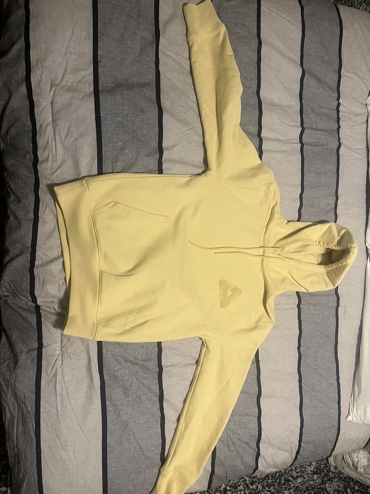 Palace CK1 Tri-Ferg Hood Wheat