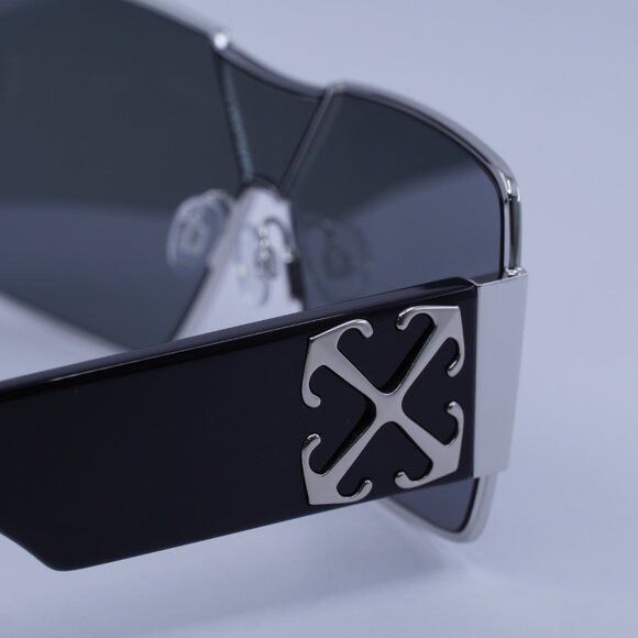 Off-White Off-White OERI14G ASPEN 7272 Sunglasses Silver/Black Shield Size ONE SIZE - 9 Thumbnail