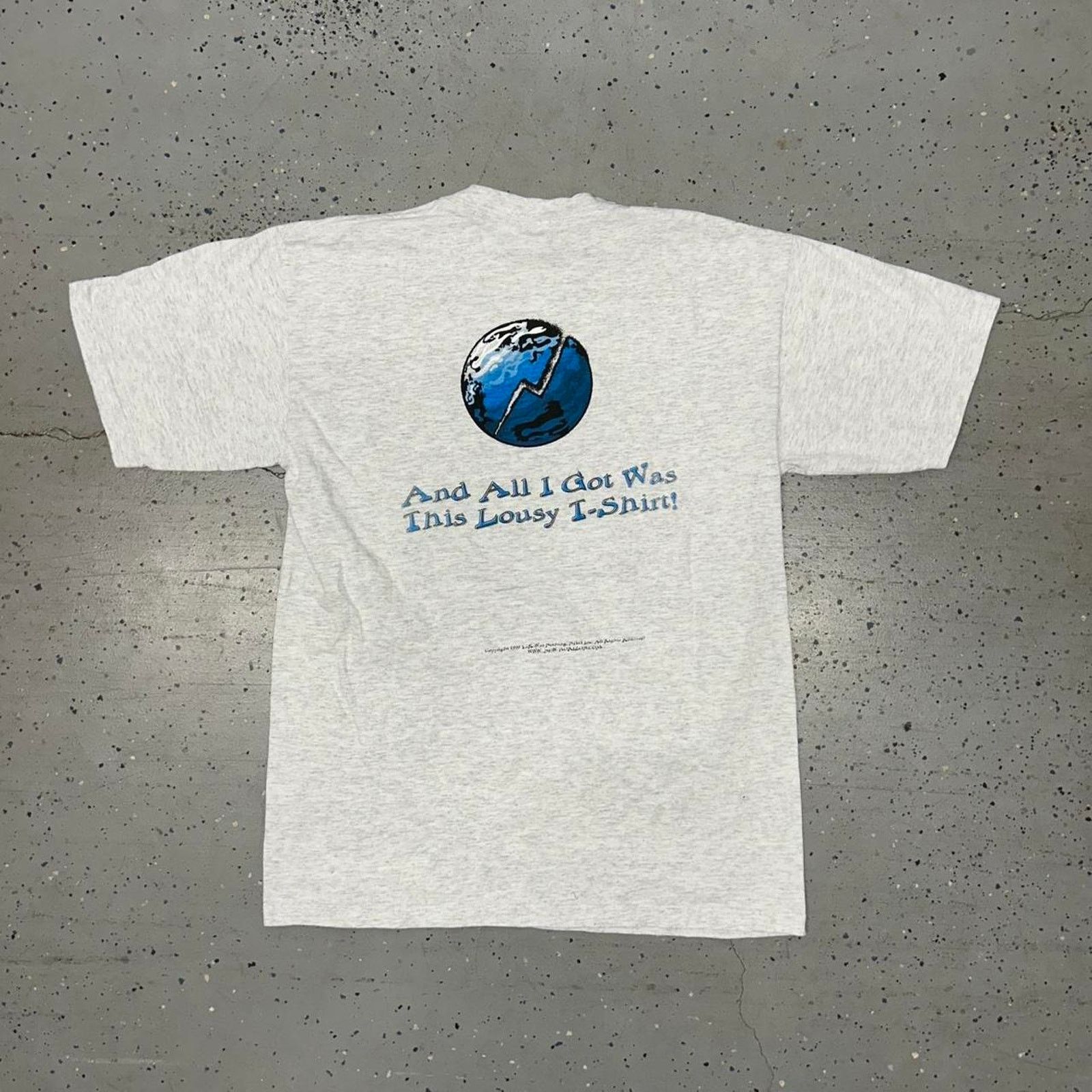 Other Y2K End Of The World T-shirt Size US L / EU 52-54 / 3 - 7 Thumbnail