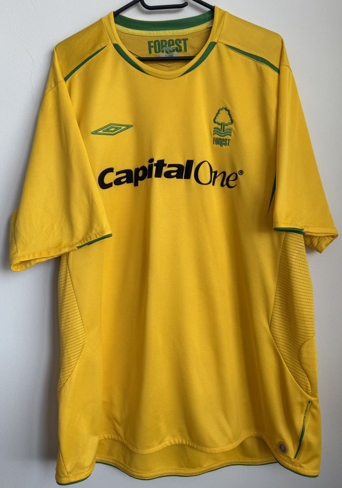 Umbro Vintage Nottingham Forest Umbro Jersey 2006-2007 Size US XXL / EU 58 / 5 - 1 Thumbnail