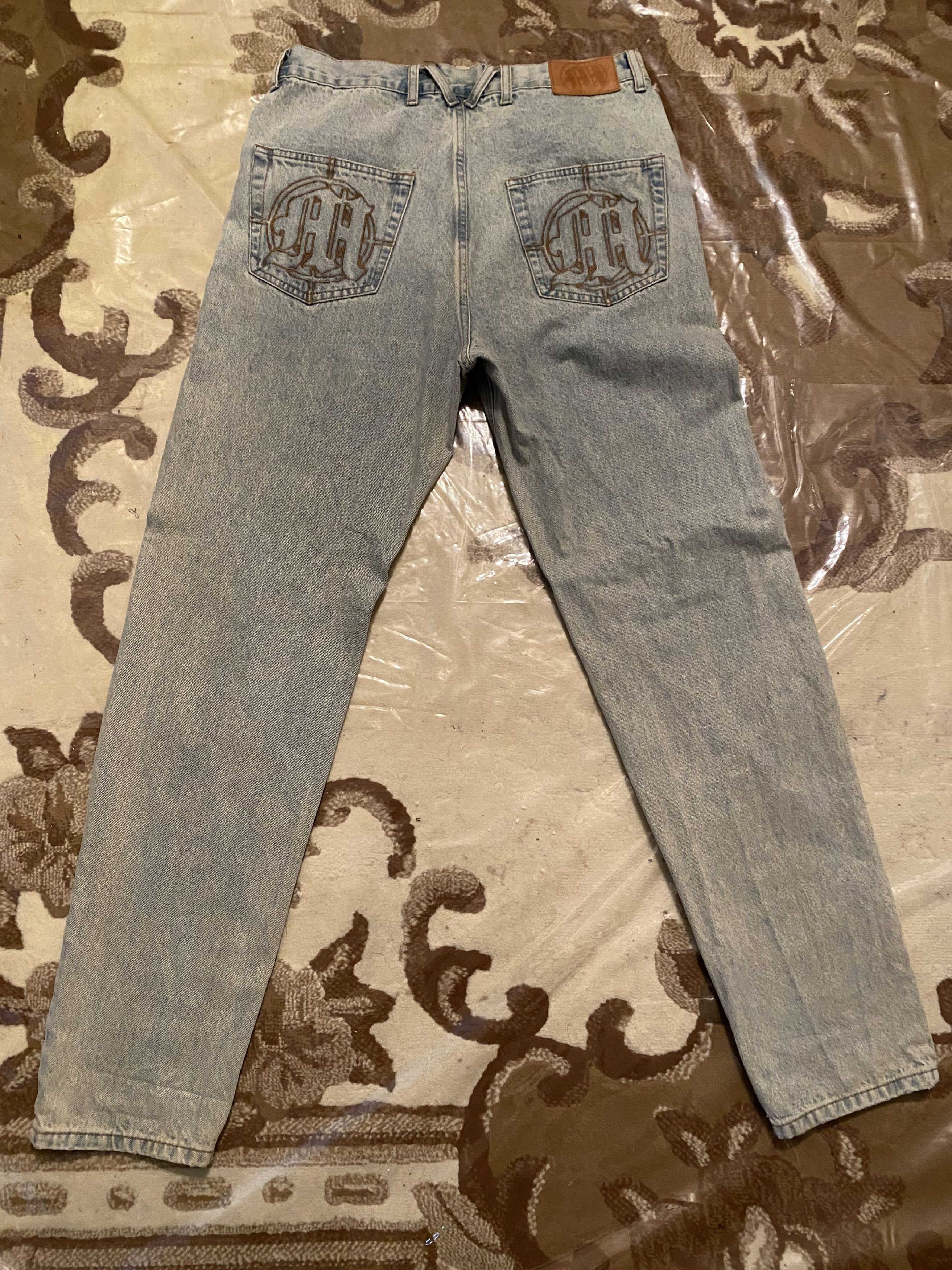Menace MENACE LA DISTRESSED STENCIL DENIM PANTS Size US 32 / EU 48 - 2 Thumbnail