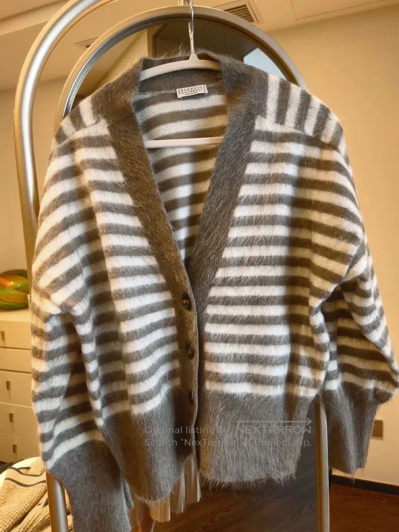 Other Brunello Cucinelli Cashmere Short Jacket Size S / US 4 / IT 40 - 2 Thumbnail