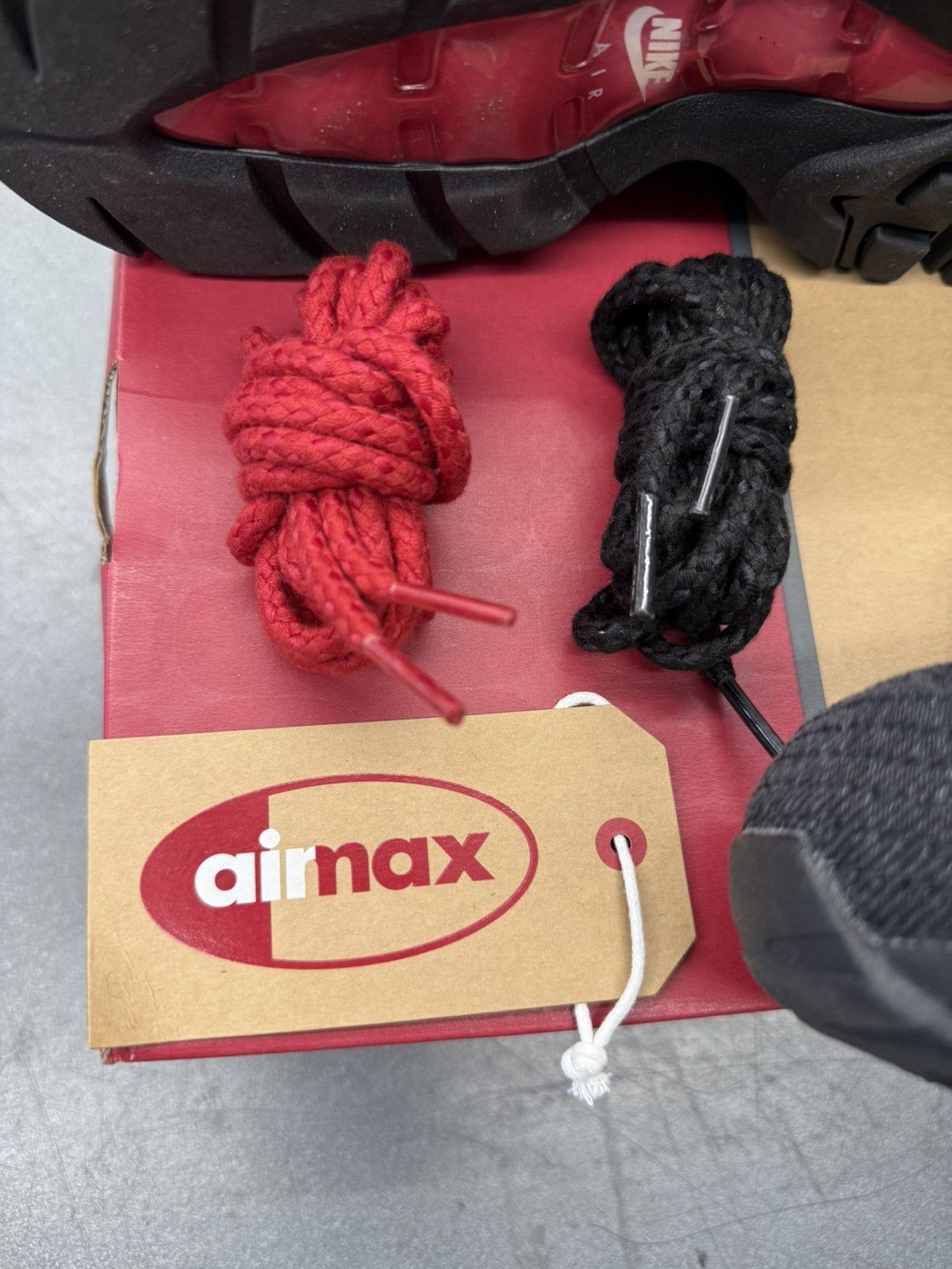 Levi's × Nike 2025 Nike Air Max 95 OG Levis Black Size US 8 / EU 41 - 11 Thumbnail