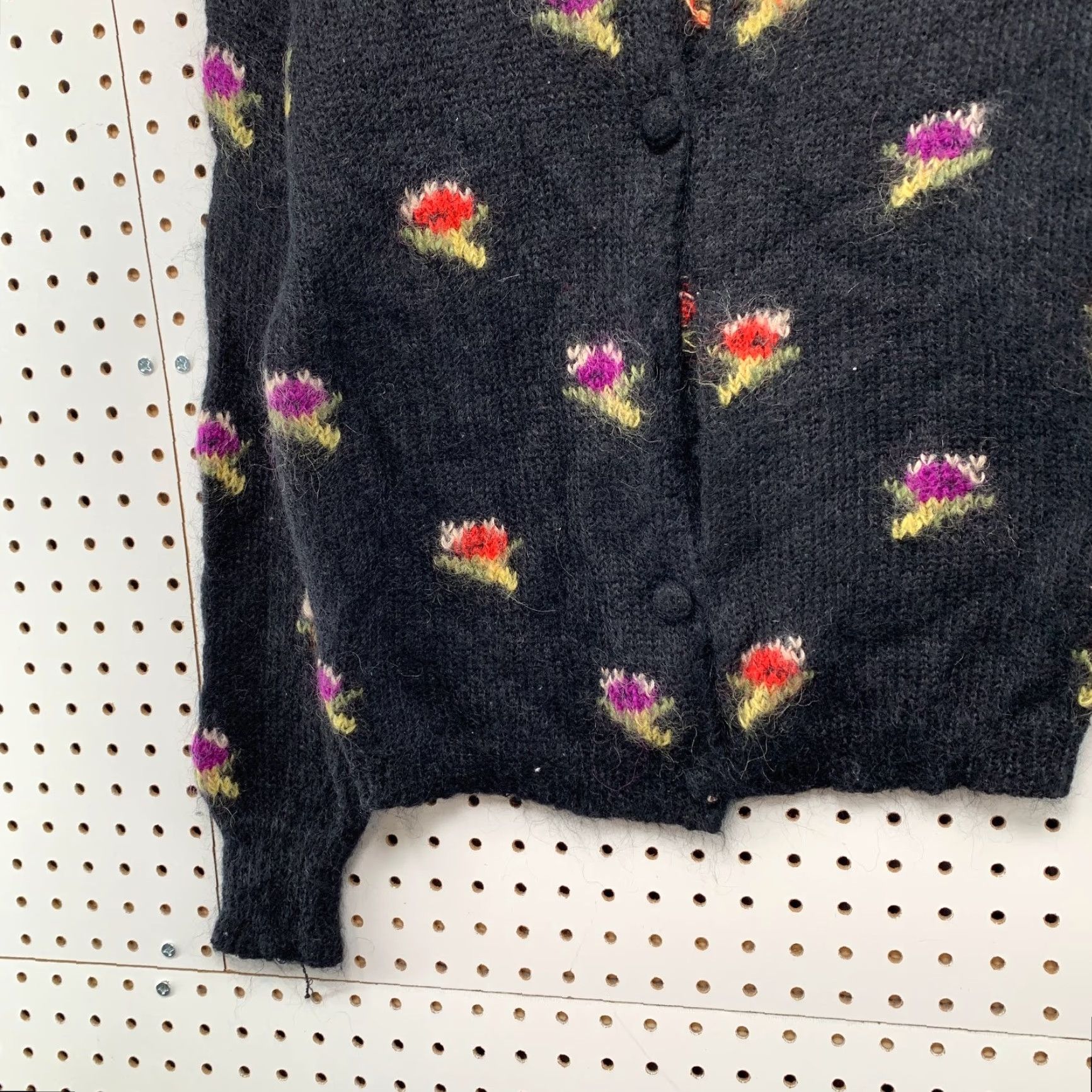 Vintage VINTAGE Cambridge Mohair Floral Cardigan Womens S Black Flower Taiwan Size S / US 4 / IT 40 - 3 Thumbnail