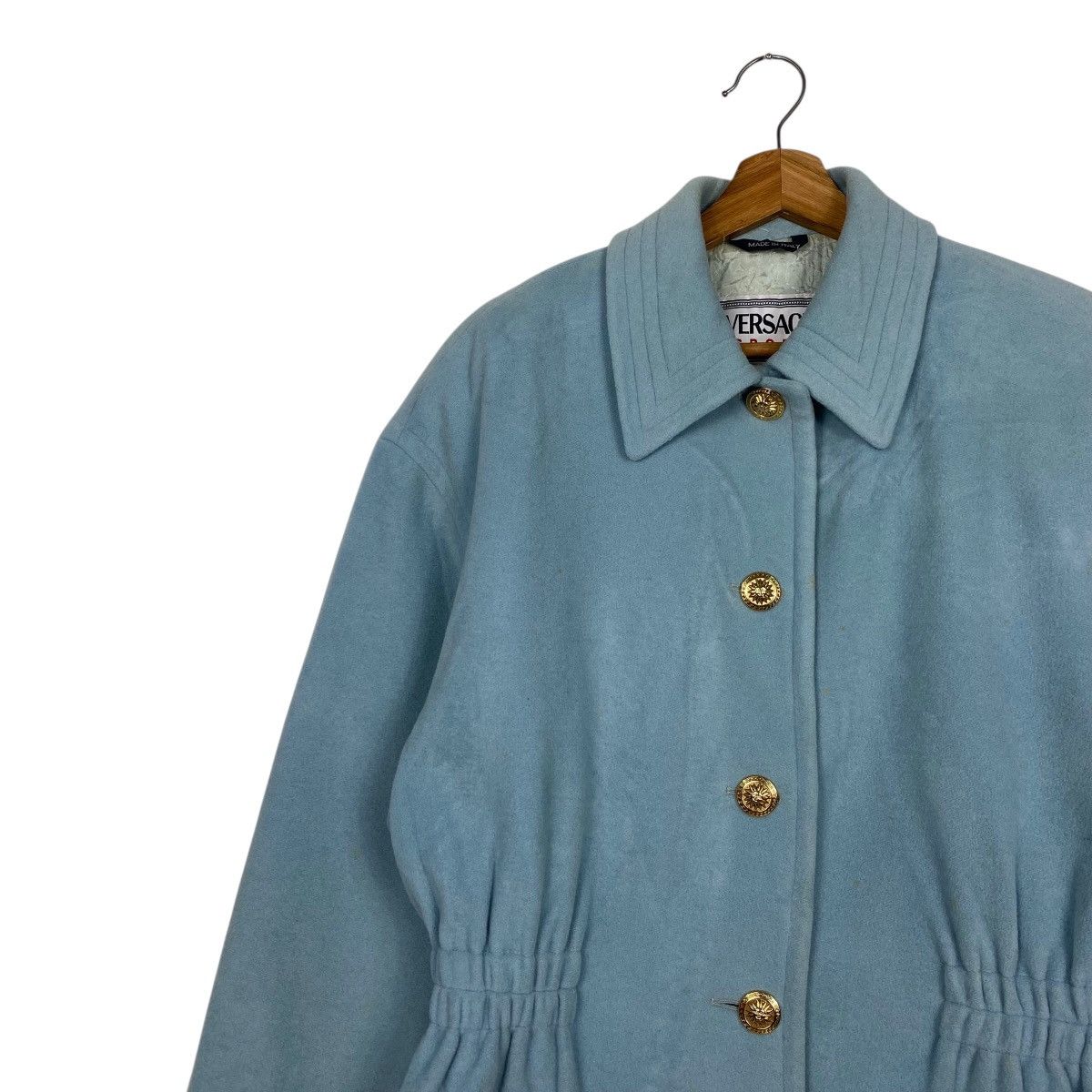 Versace Vintage Versace sport trenchcoat Size L / US 10 / IT 46 - 6 Thumbnail