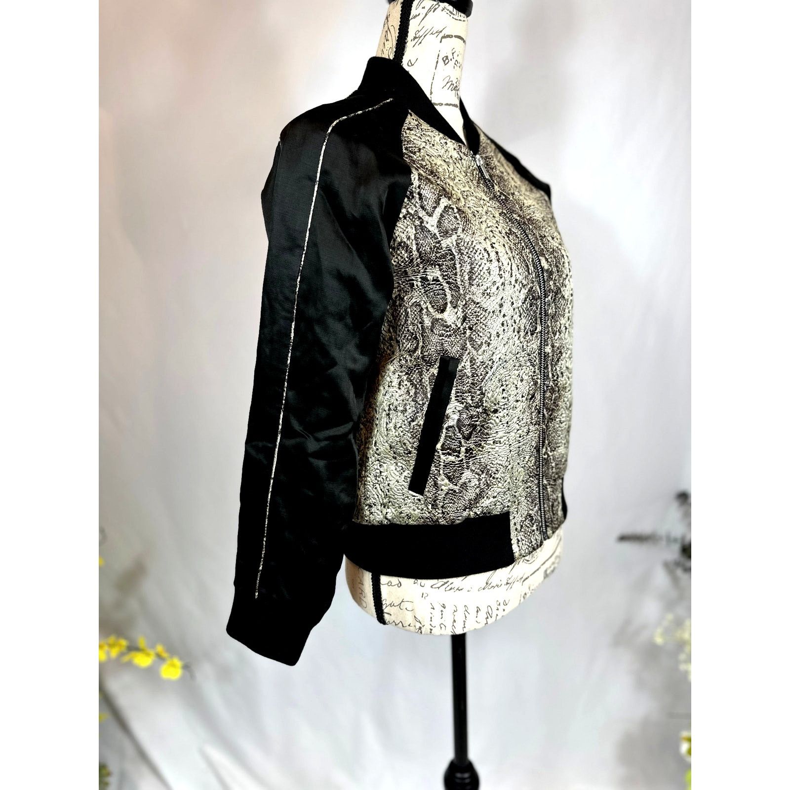 Zadig & Voltaire Zadig & Voltaire Billy Snake Deluxe Bomber Jacket XS Size XS / US 0-2 / IT 36-38 - 15 Thumbnail
