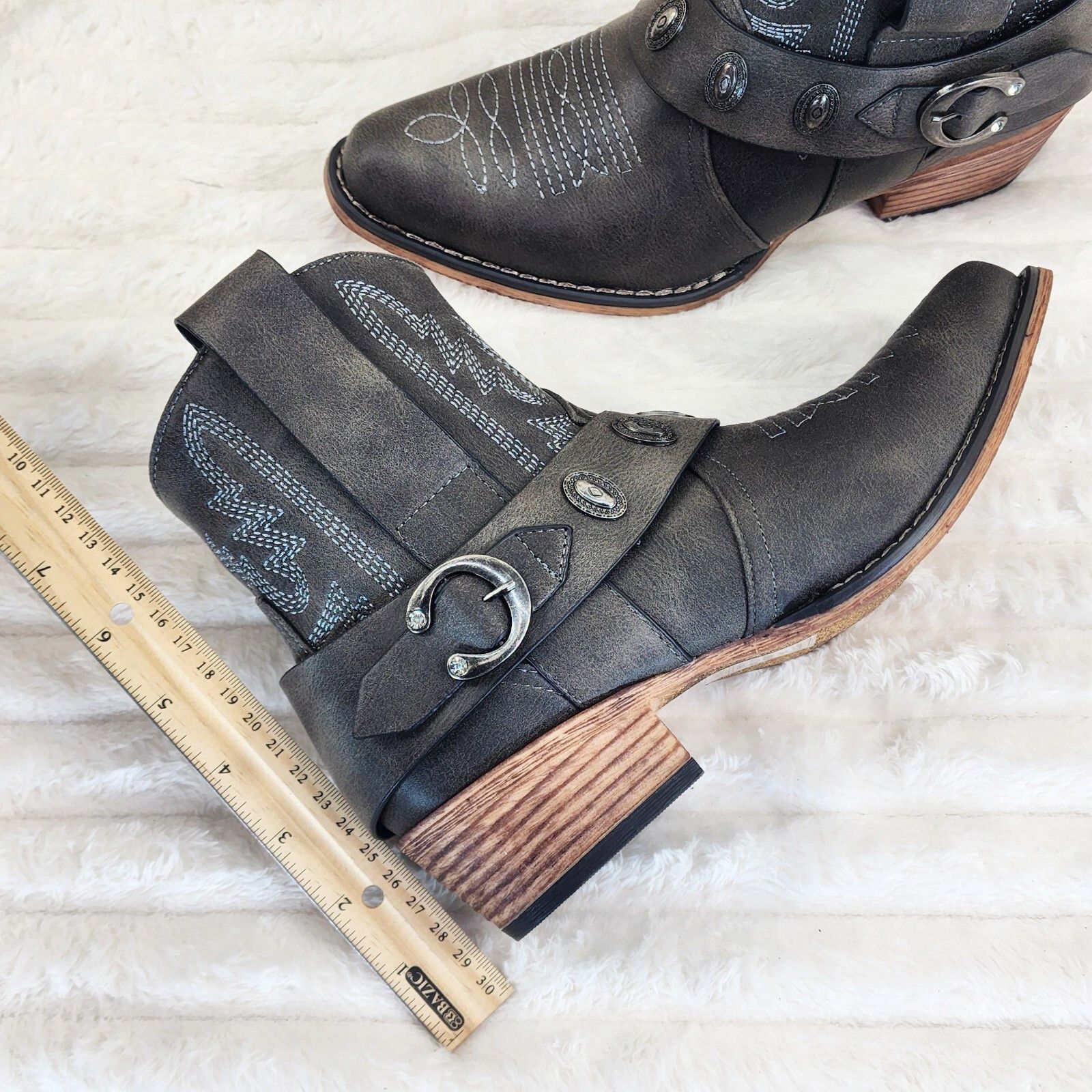 Other Wild West Black Distressed Western Cowgirl Pull On Ankle Boo Size US 8.5 / IT 38.5 - 7 Thumbnail
