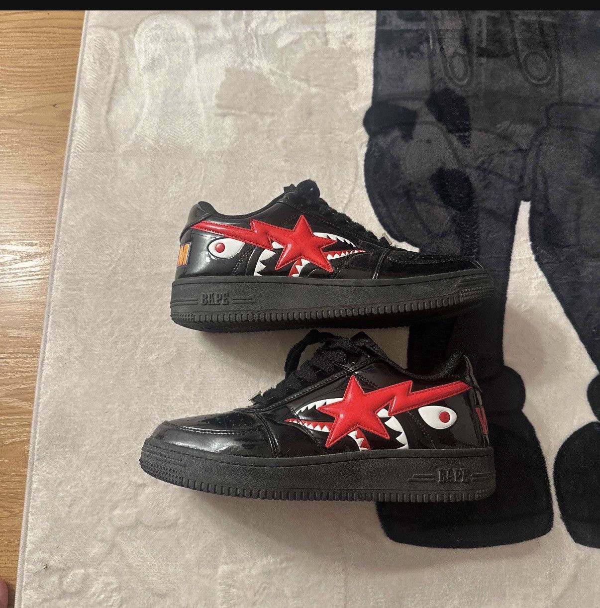 Bape Bapesta low black shark face Size US 10 / EU 43 - 1 Thumbnail