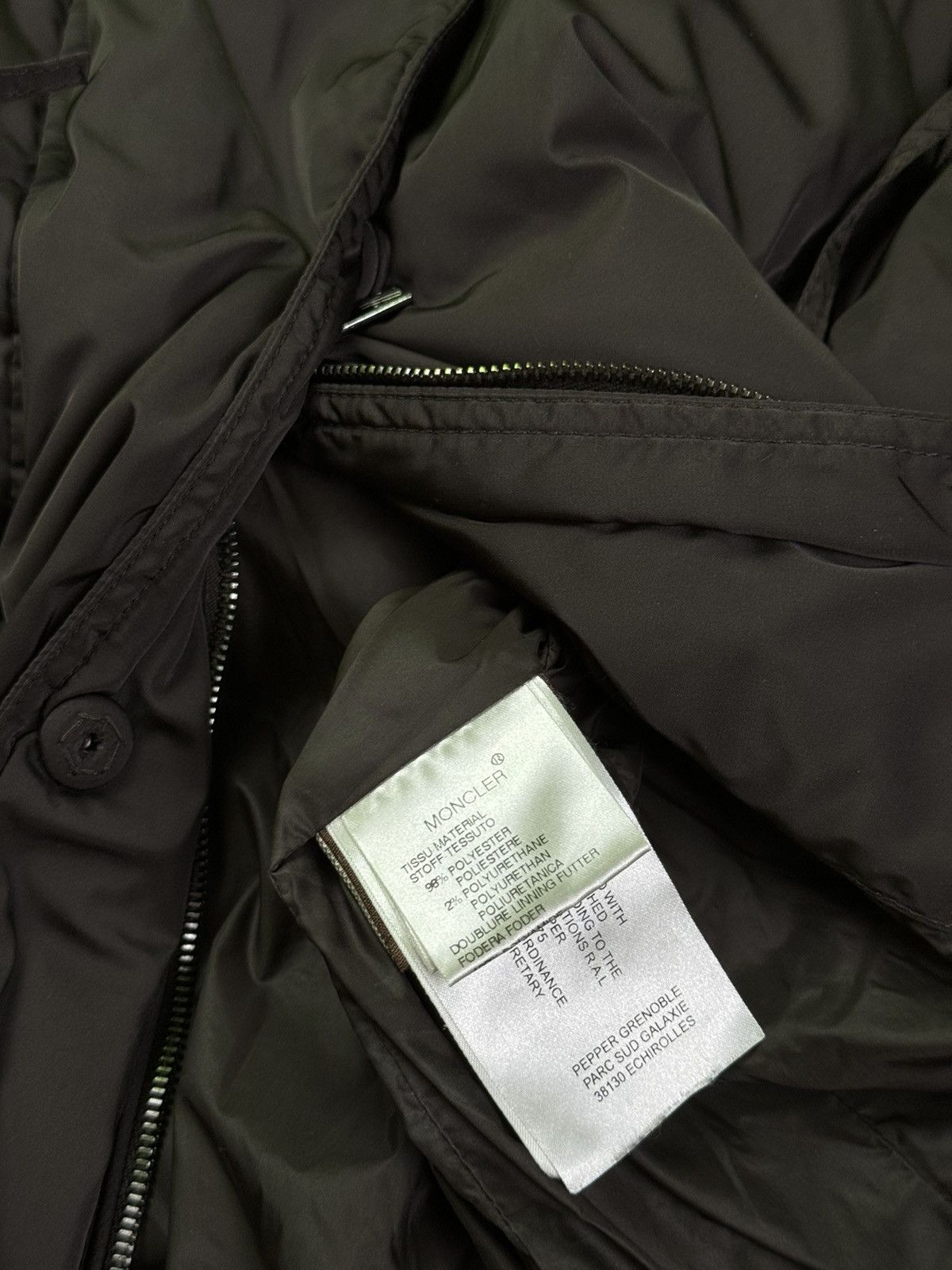 Moncler Down puffer jacket Moncler original luxury streetwear item Size S / US 4 / IT 40 - 4 Thumbnail