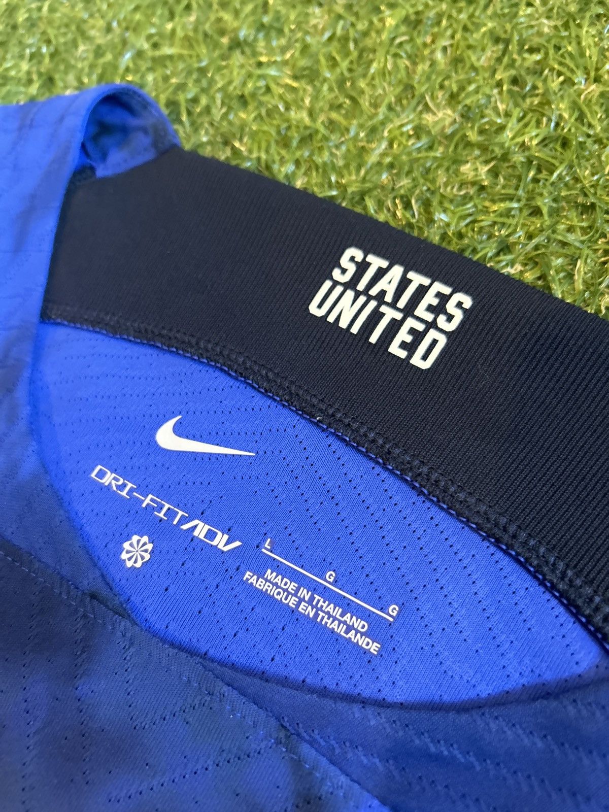 Nike 22/23 USA Carter-Vickers Away Shirt Size US L / EU 52-54 / 3 - 16 Thumbnail
